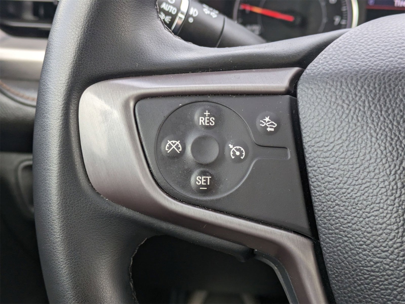 Thumbnail: 2023 GMC Acadia - 24