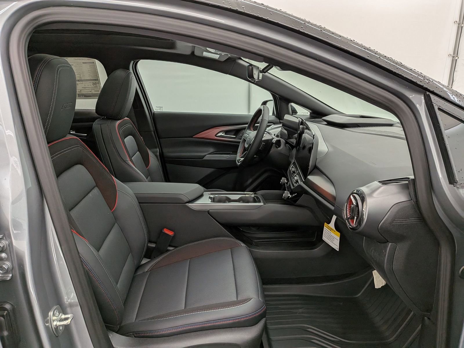 Thumbnail: 2026 Chevrolet Equinox - 23