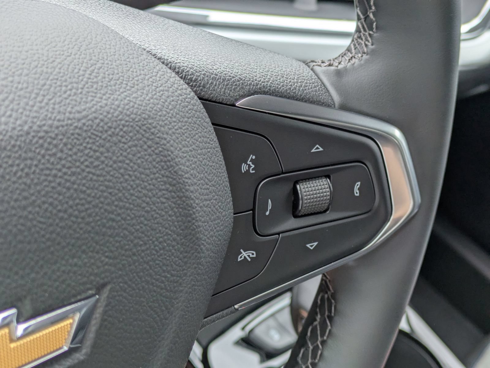 2026 Chevrolet Trax LT - Photo 25