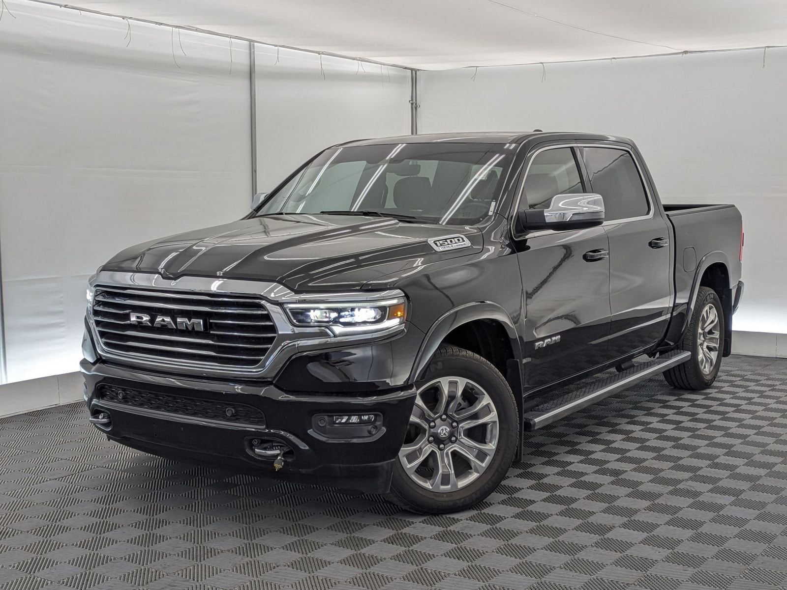 2023 RAM 1500 Longhorn Crew Cab 4x4 5'7" Box's photo
