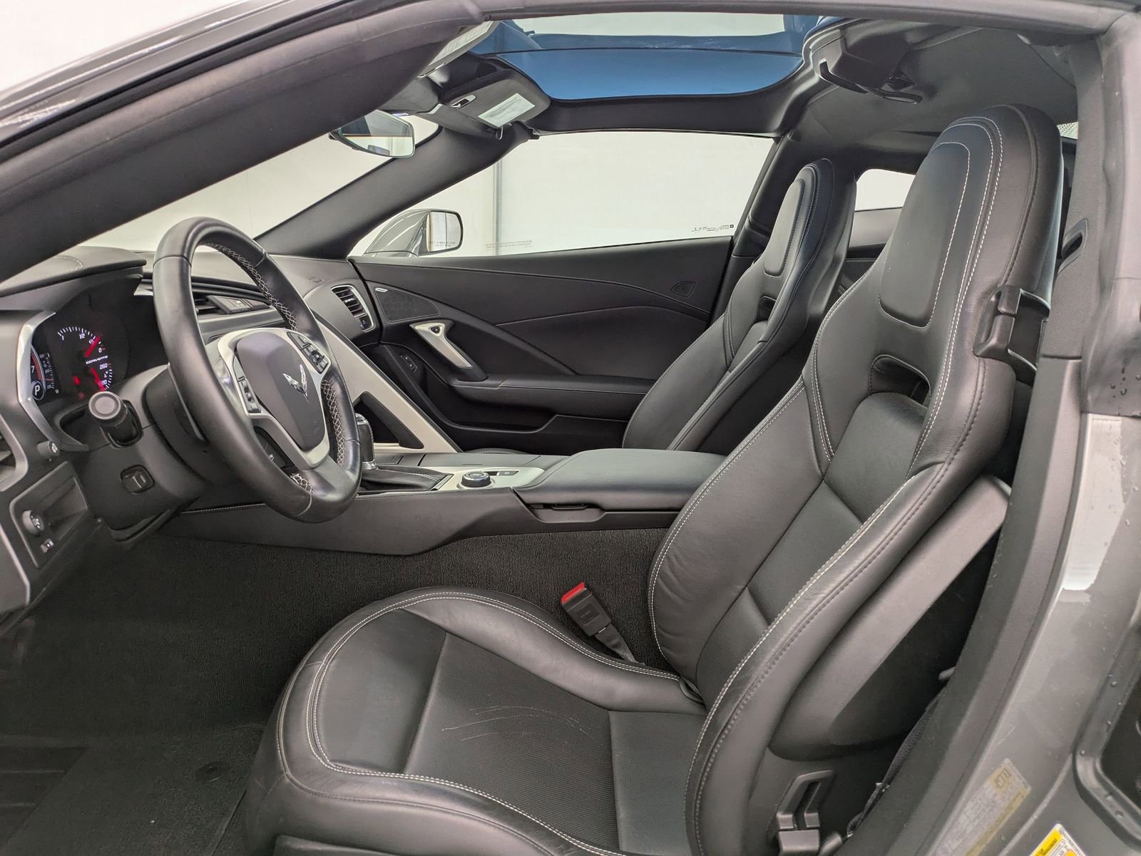 Thumbnail: 2015 Chevrolet Corvette - 16