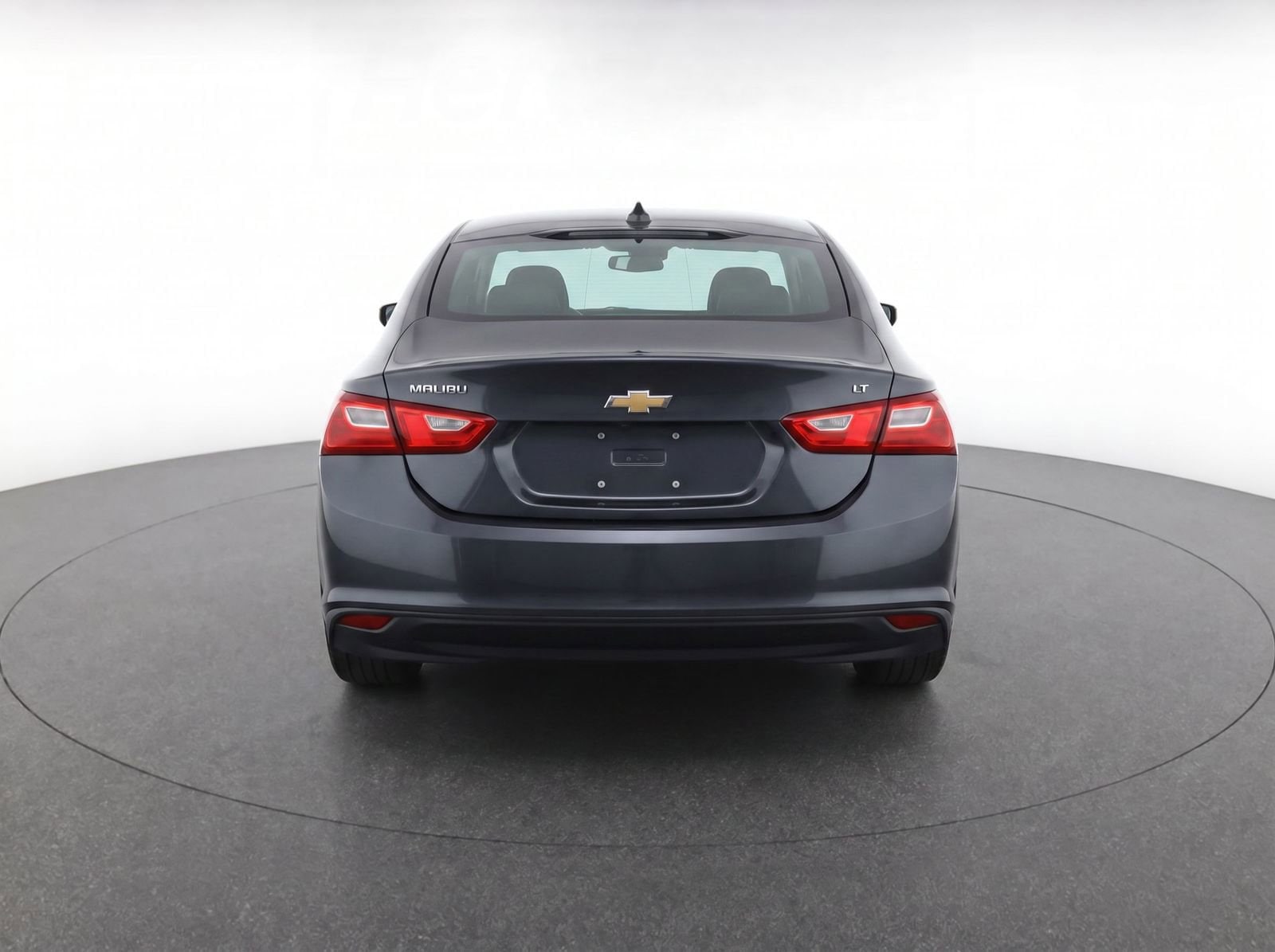 Thumbnail: 2016 Chevrolet Malibu - 4