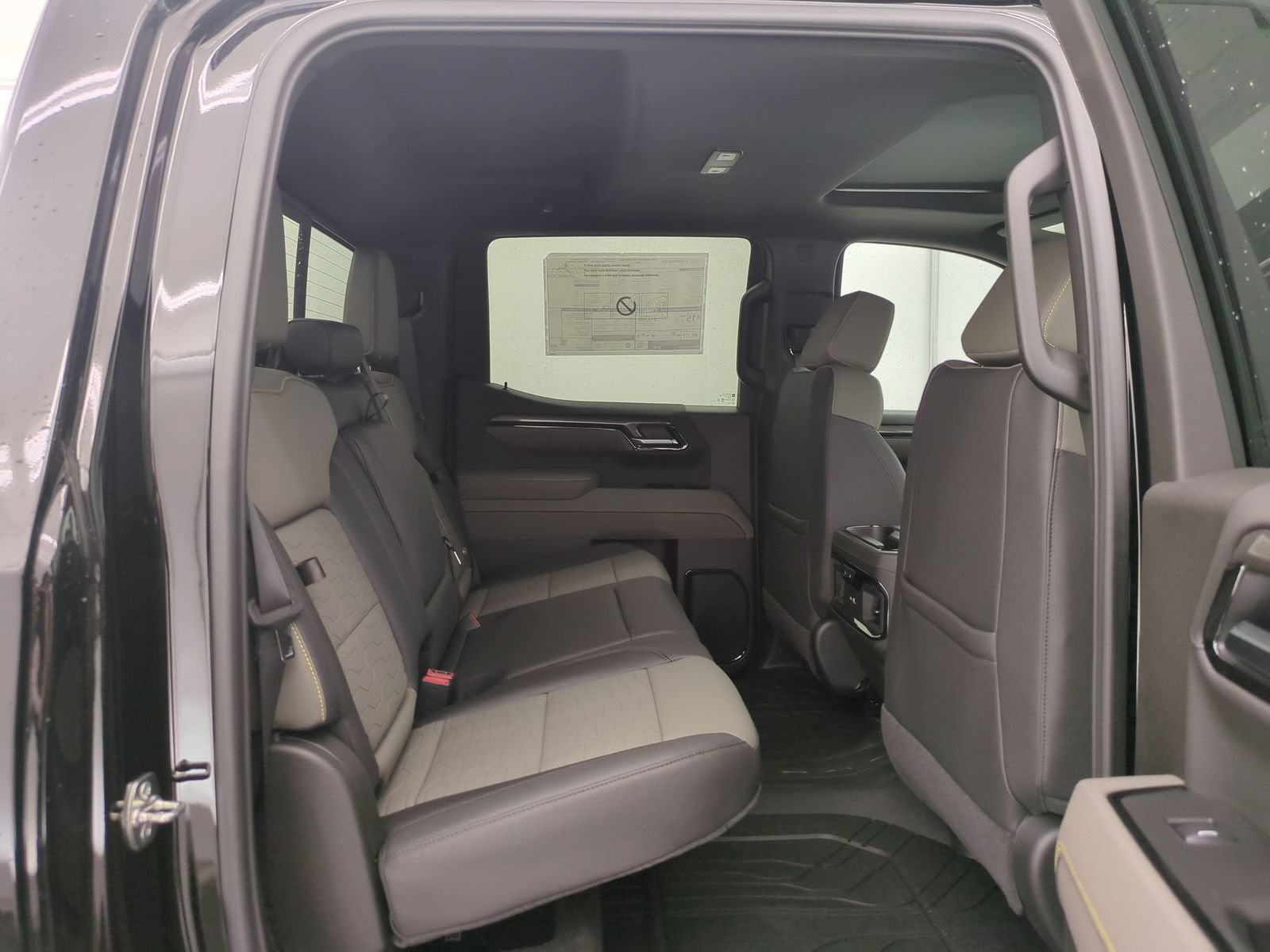 2026 Chevrolet Silverado 1500 ZR2 - Photo 20