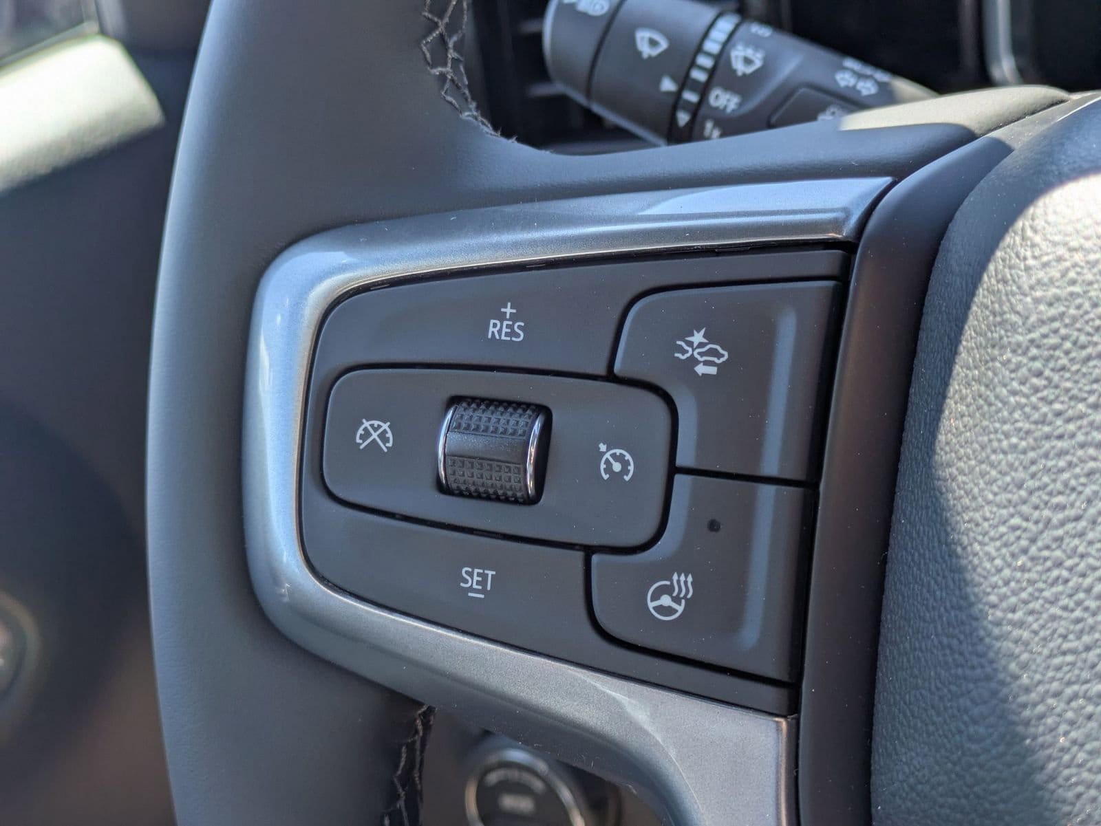 Thumbnail: 2026 Chevrolet Silverado 1500 - 26