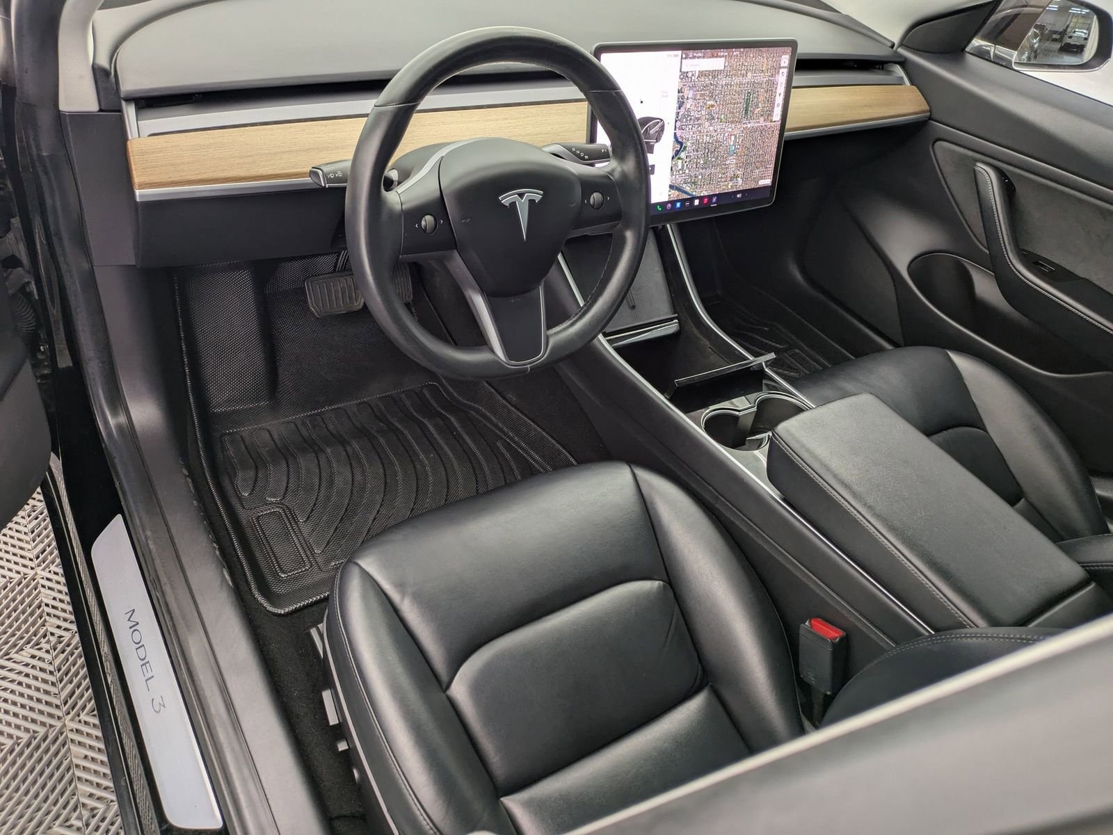 Used 2019 Tesla Model 3 Mid Range with VIN 5YJ3E1EAXKF400030 for sale in Spokane, WA