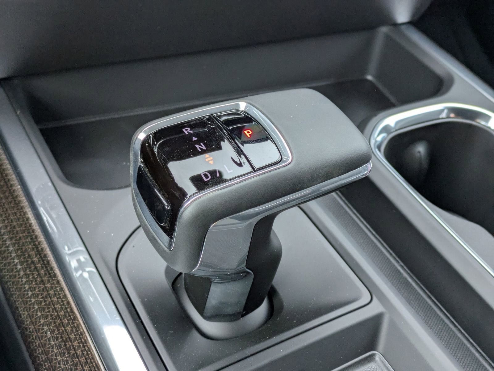 Thumbnail: 2026 Chevrolet Silverado 1500 - 31