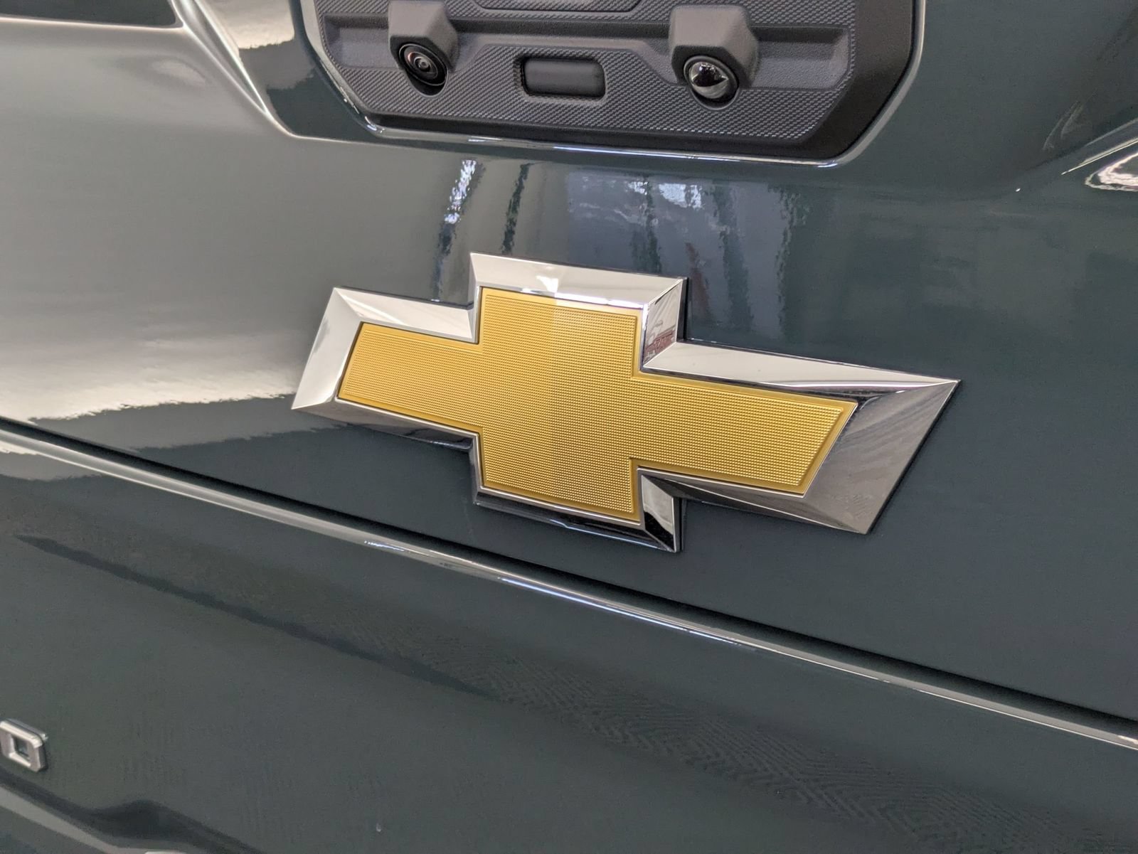 Thumbnail: 2026 Chevrolet Silverado 3500 - 15