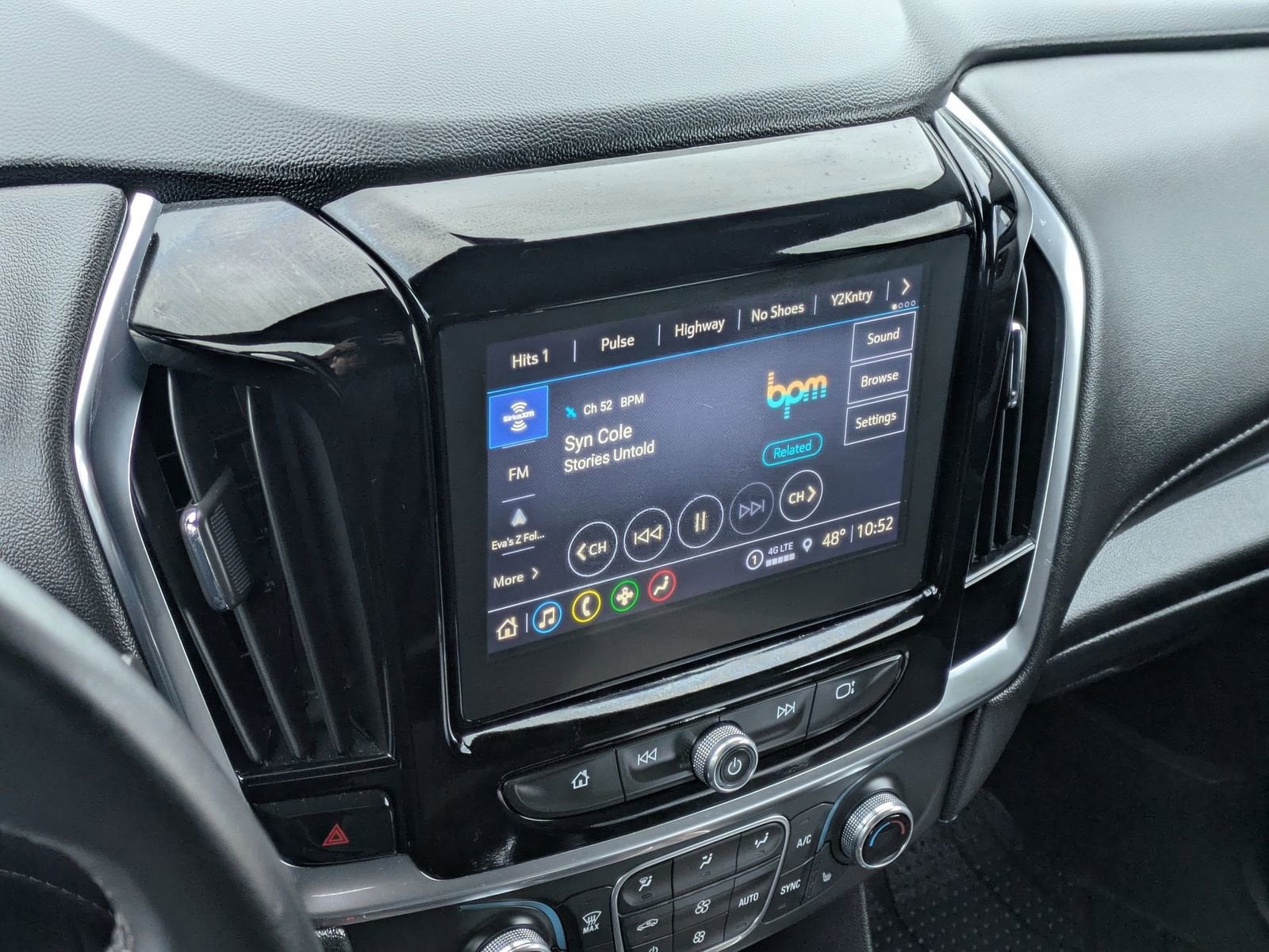 Thumbnail: 2024 Chevrolet Traverse - 31