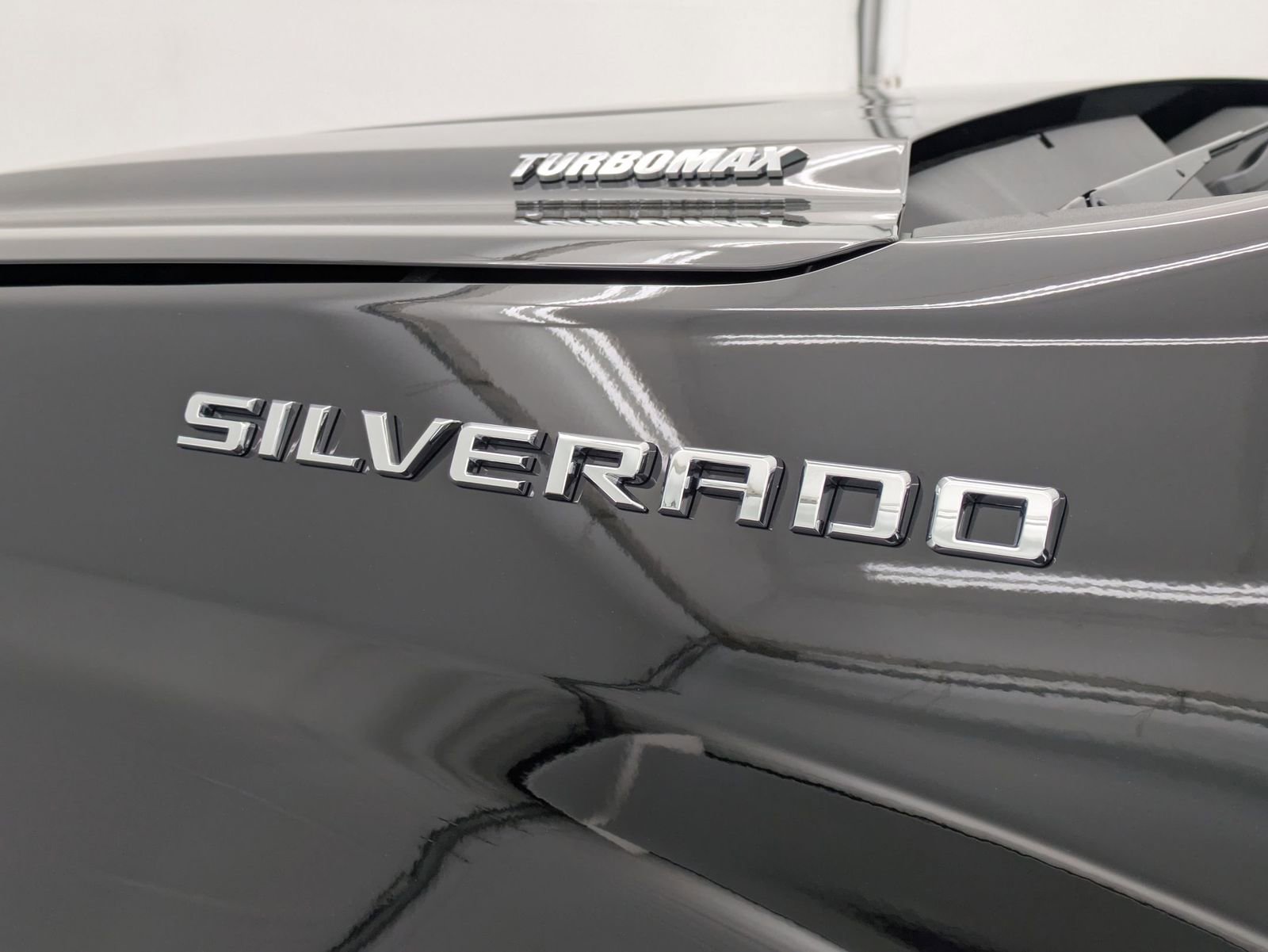 Thumbnail: 2026 Chevrolet Silverado 1500 - 11