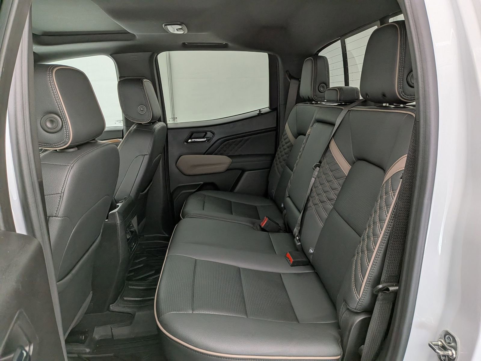 Thumbnail: 2024 GMC Canyon - 19