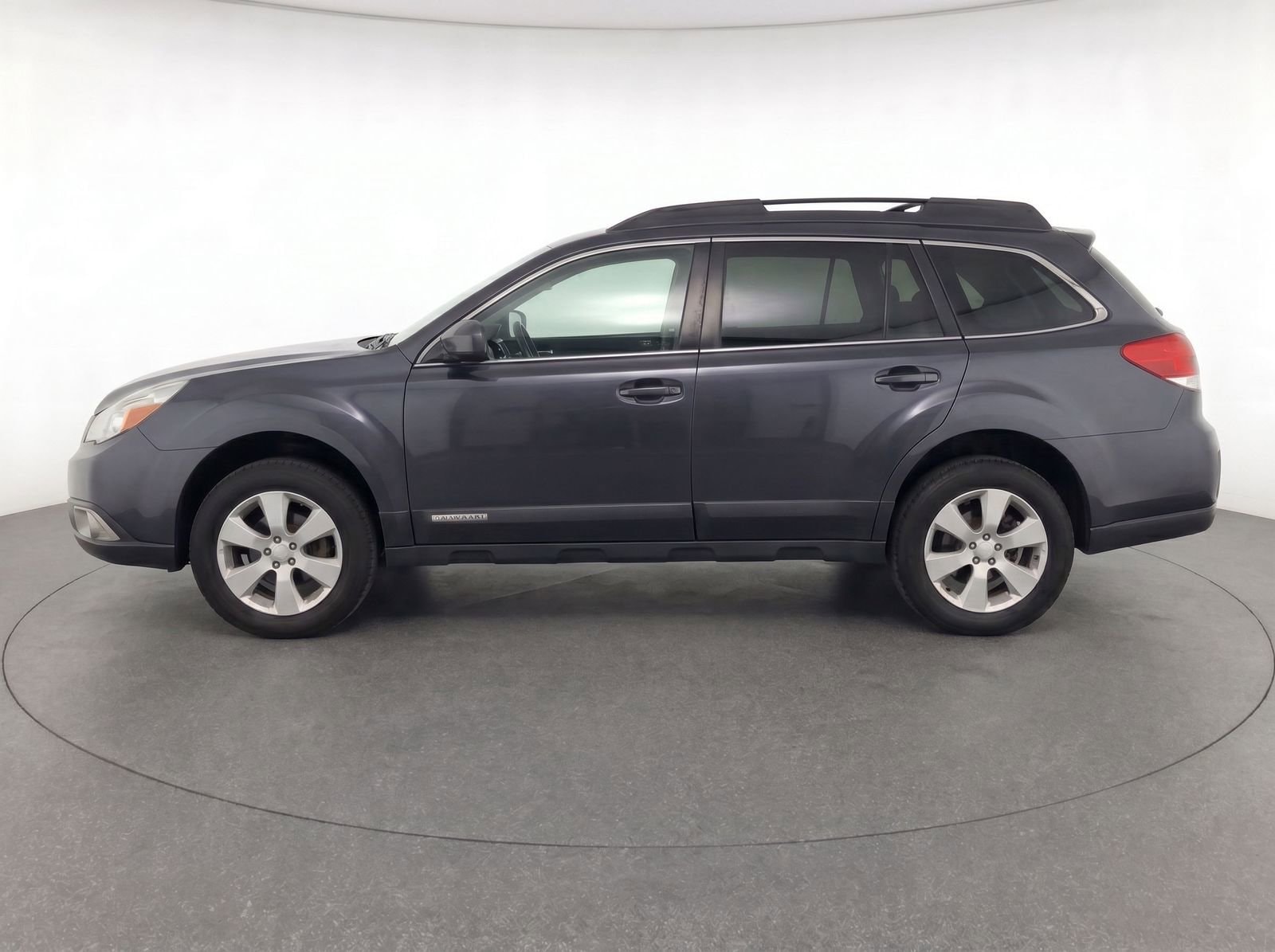 Thumbnail: 2010 Subaru Outback - 3