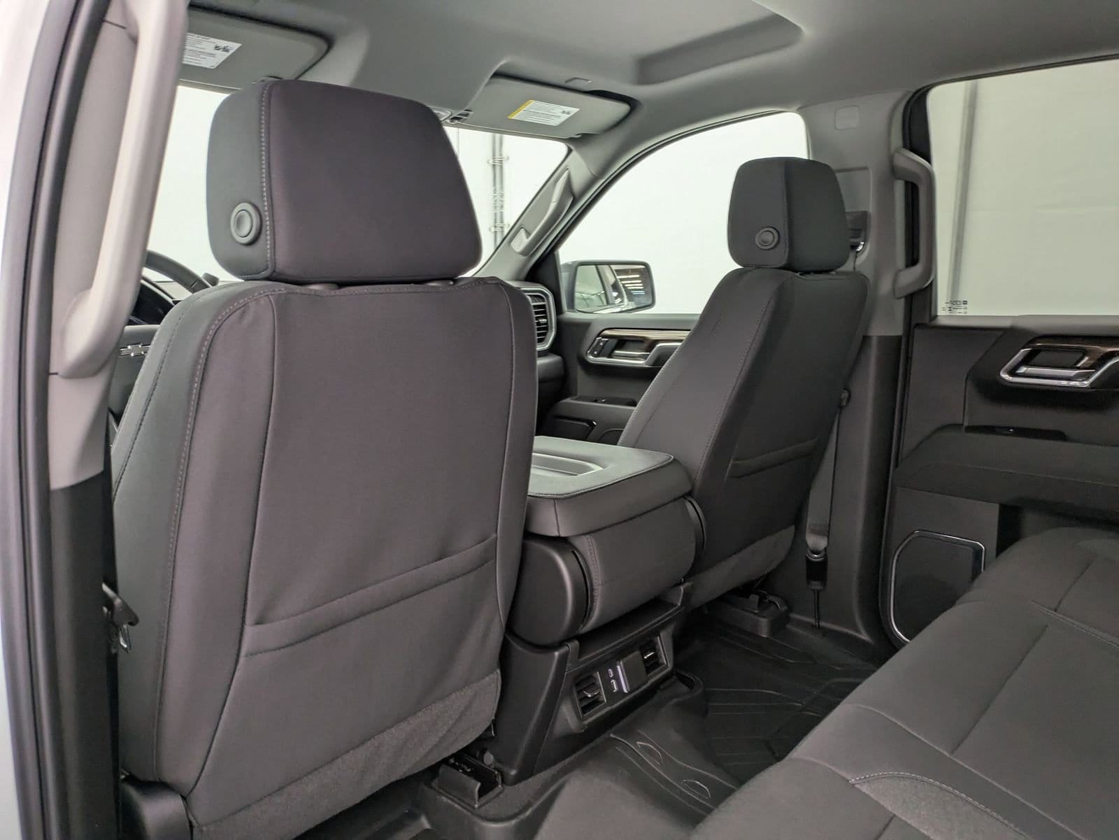Thumbnail: 2026 Chevrolet Silverado 1500 - 20