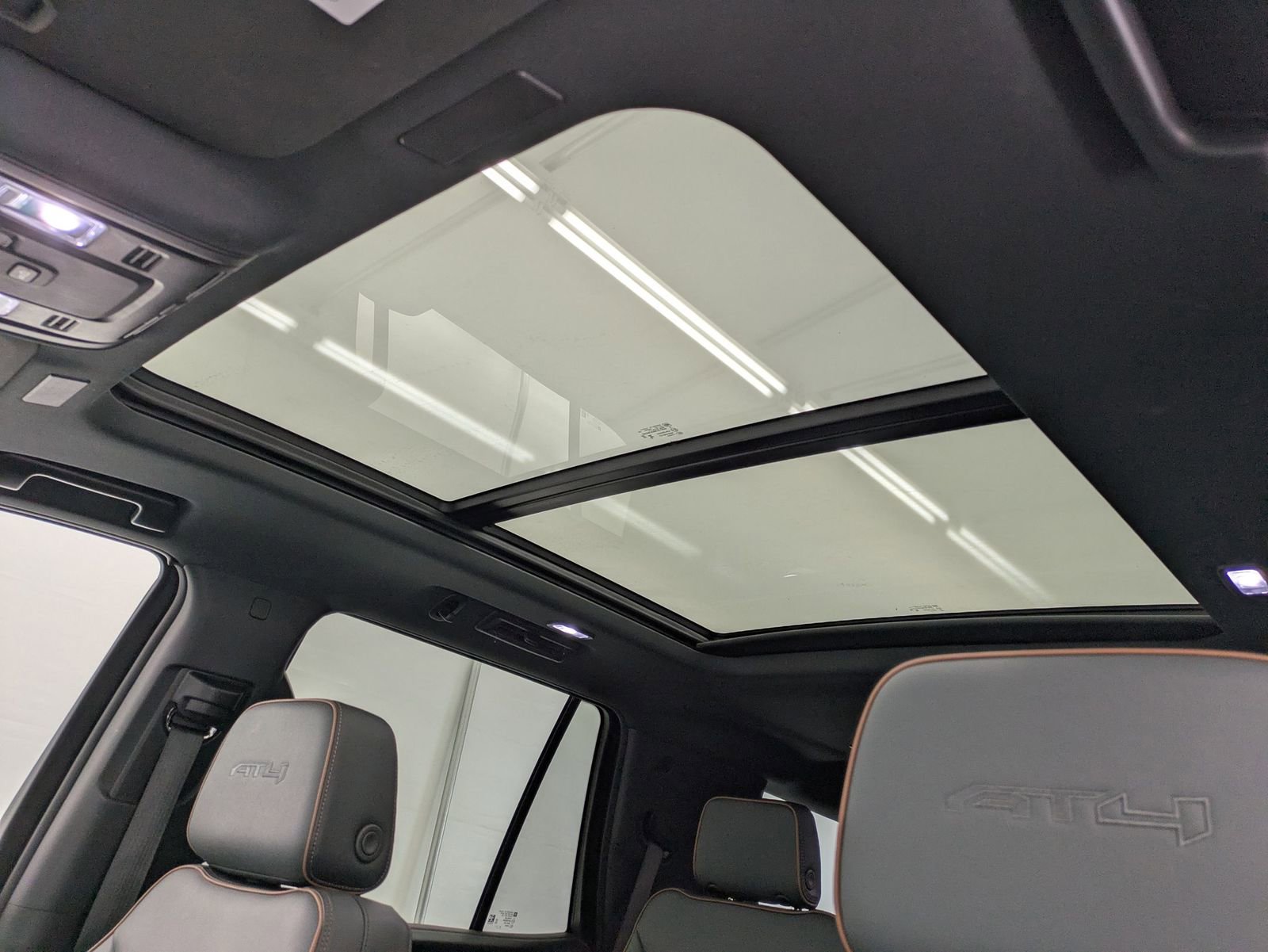 Thumbnail: 2025 GMC Yukon - 19