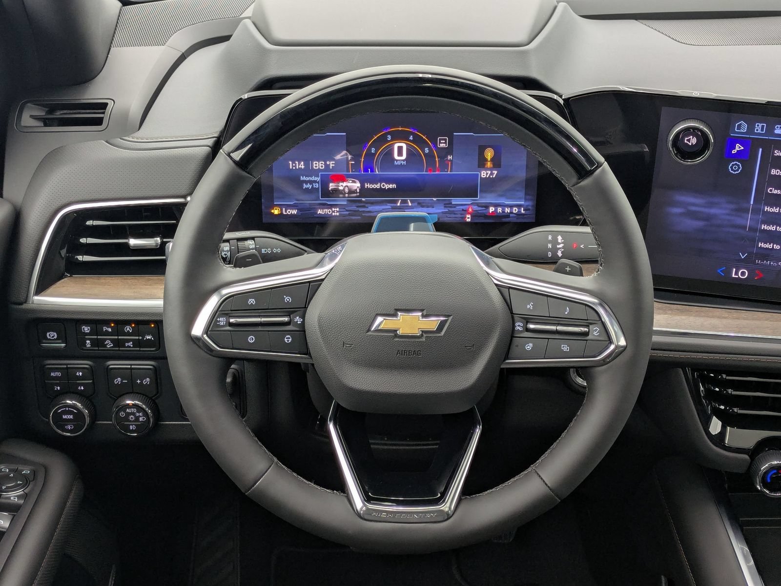 Thumbnail: 2026 Chevrolet Tahoe - 23
