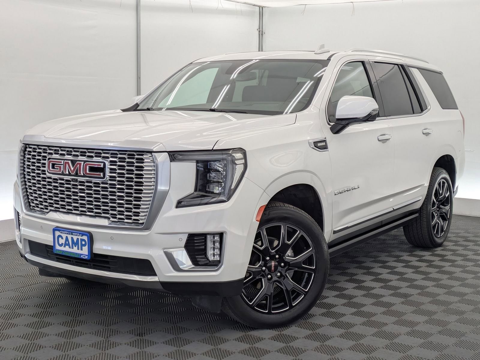 2024 GMC Yukon Denali's photo
