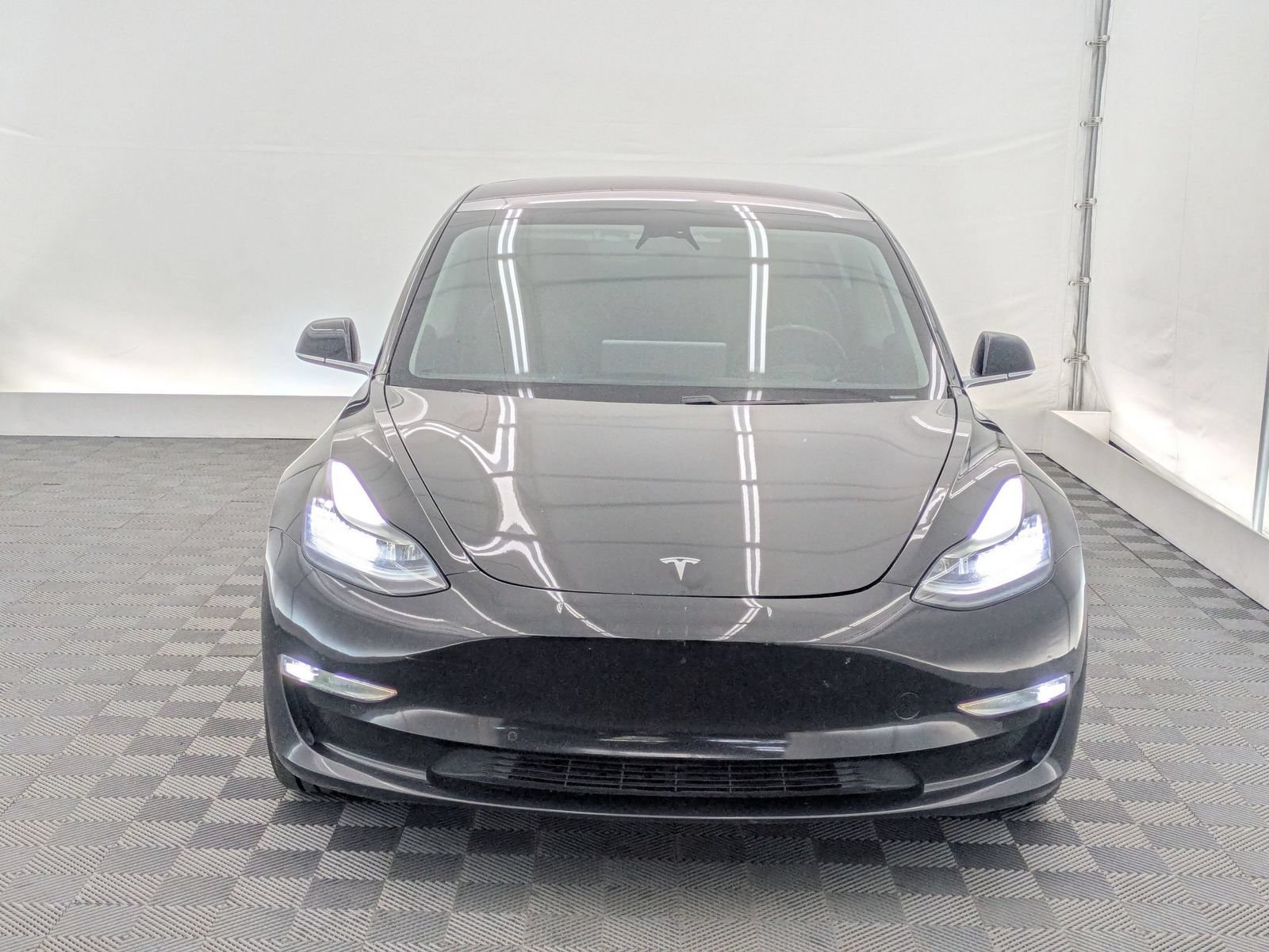 Thumbnail: 2019 Tesla Model 3 - 9