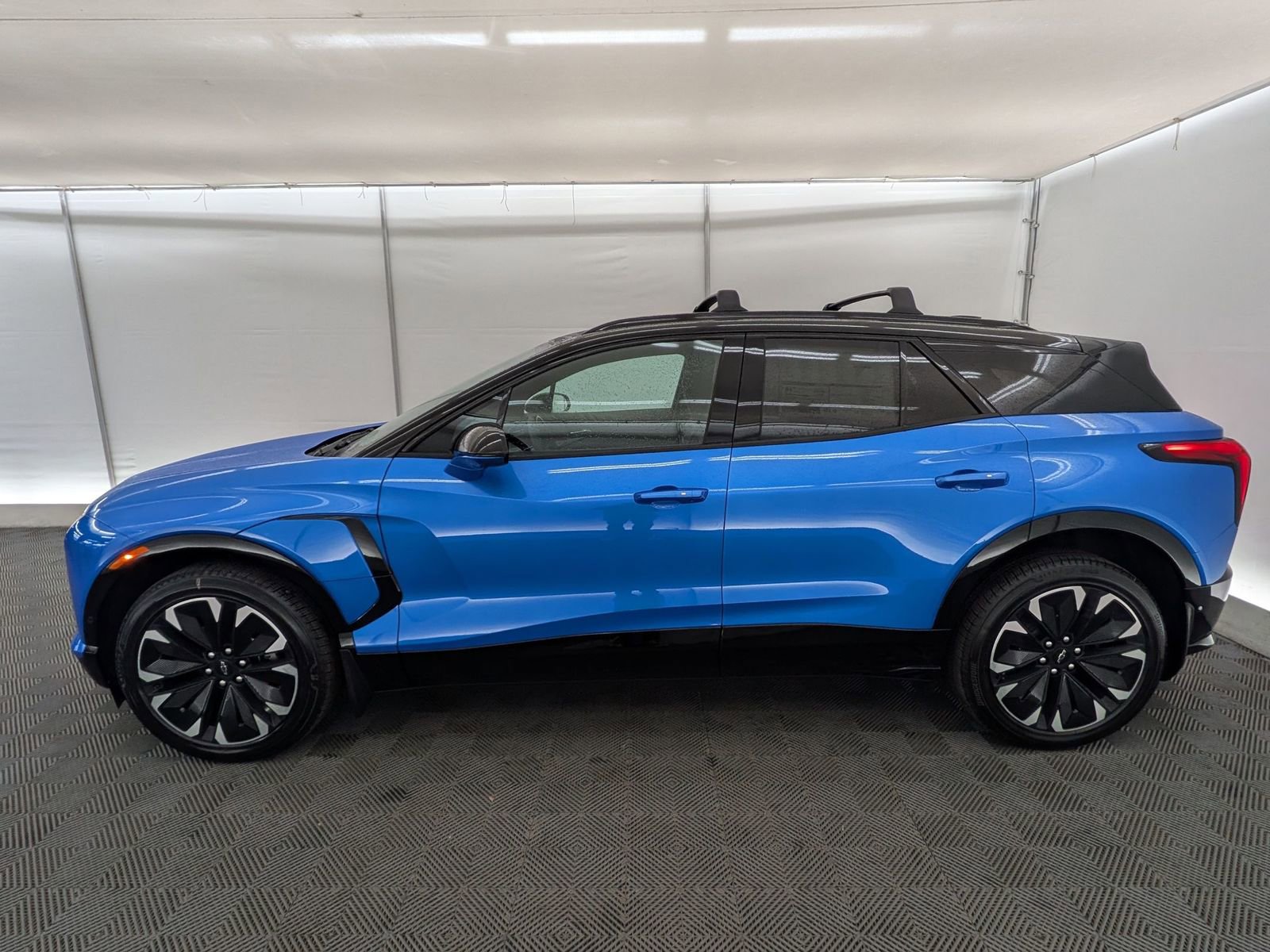 Thumbnail: 2026 Chevrolet Blazer EV - 3