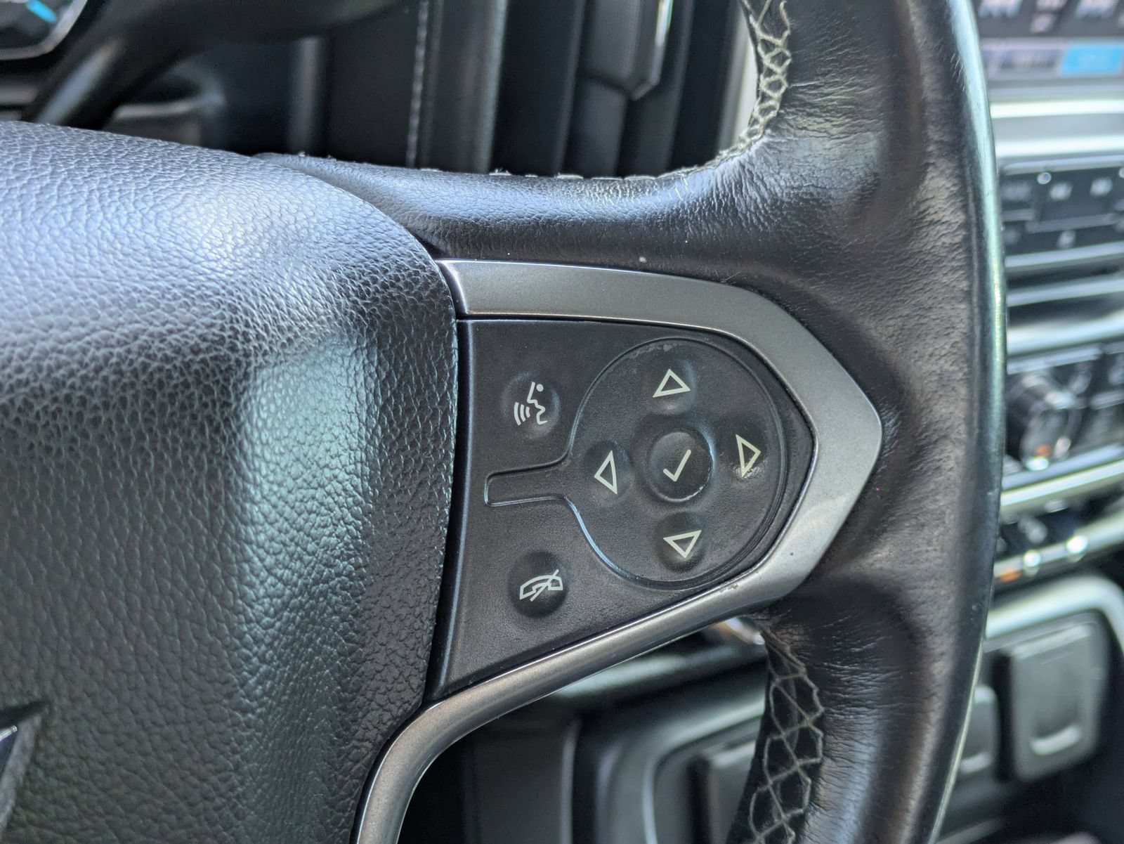 Thumbnail: 2017 Chevrolet Silverado 1500 - 26