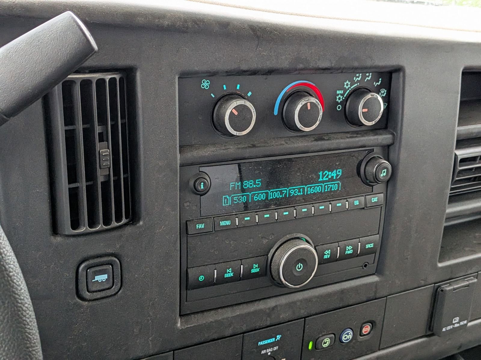 Thumbnail: 2024 Chevrolet Express - 21