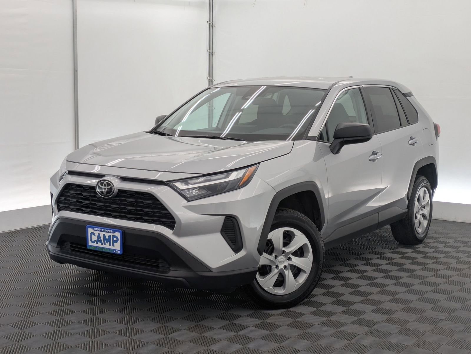 2024 Toyota RAV4 LE AWD's photo
