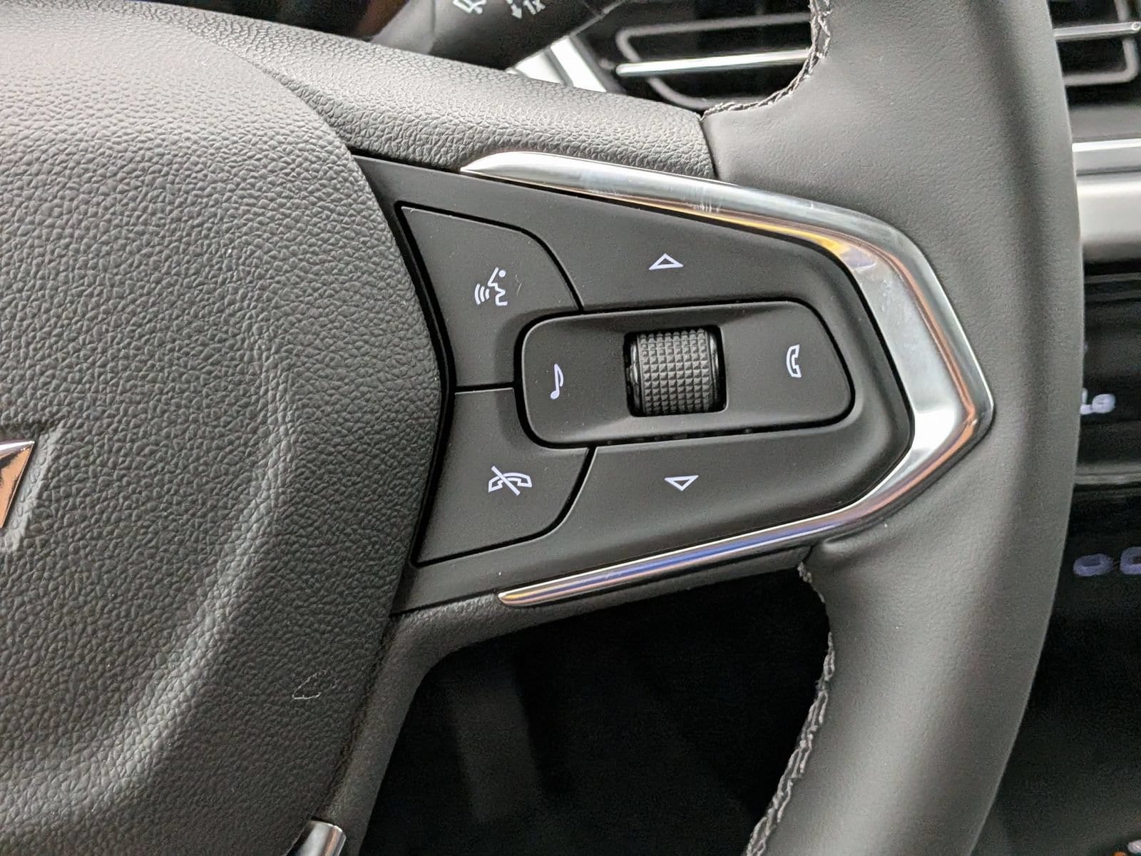 2026 Chevrolet Trax LT - Photo 24