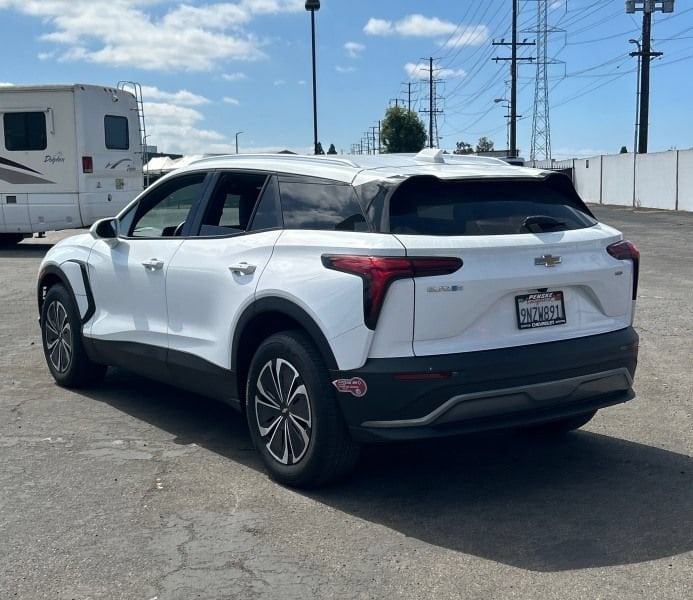 Used 2024 Chevrolet Blazer EV LT with VIN 3GNKDBRJ4RS262041 for sale in Spokane, WA
