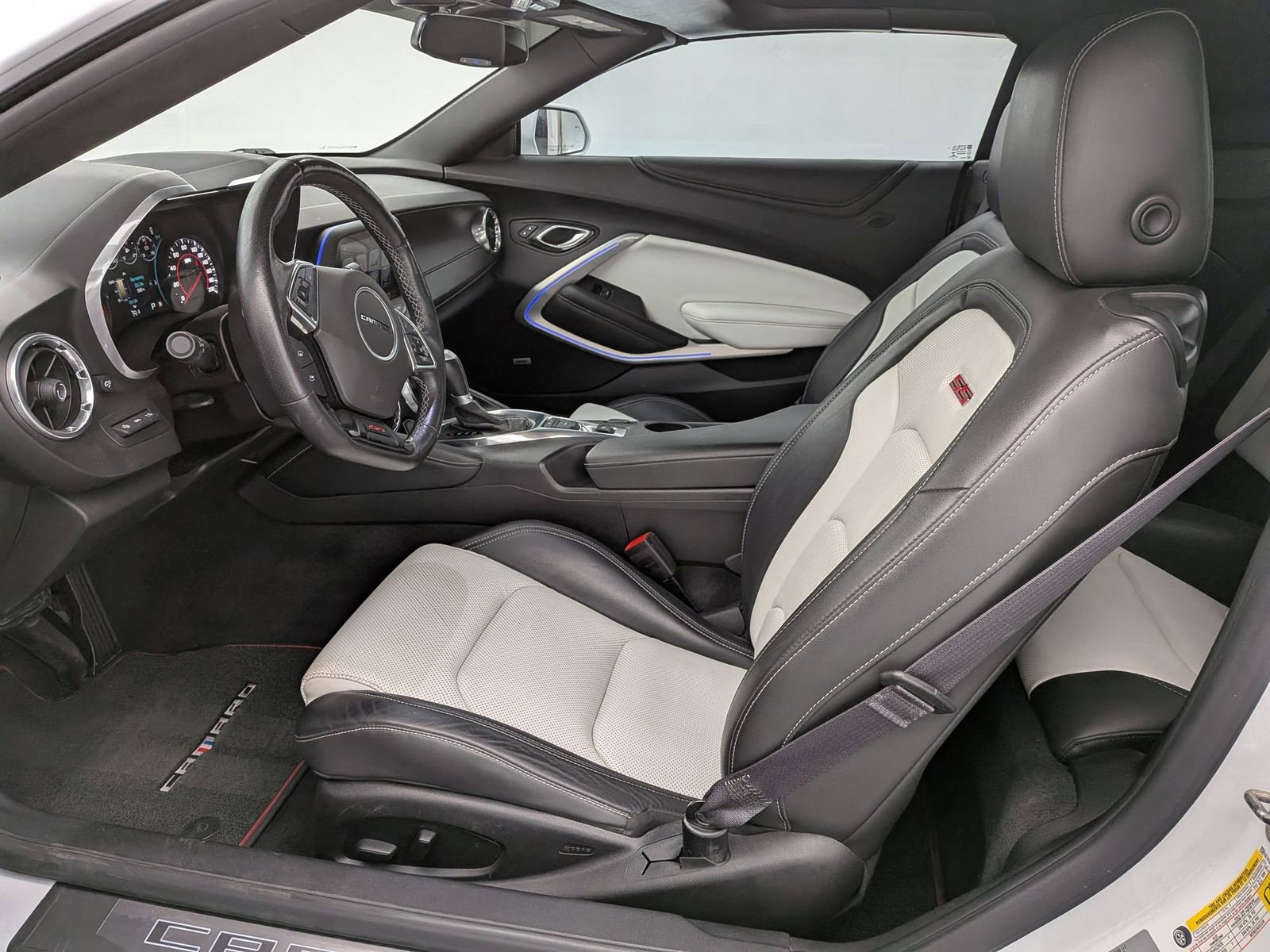 Thumbnail: 2016 Chevrolet Camaro - 17