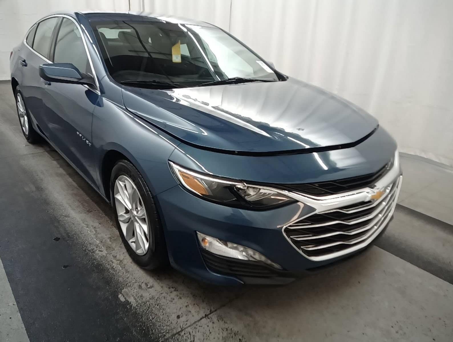 1G1ZD5ST9RF172126
