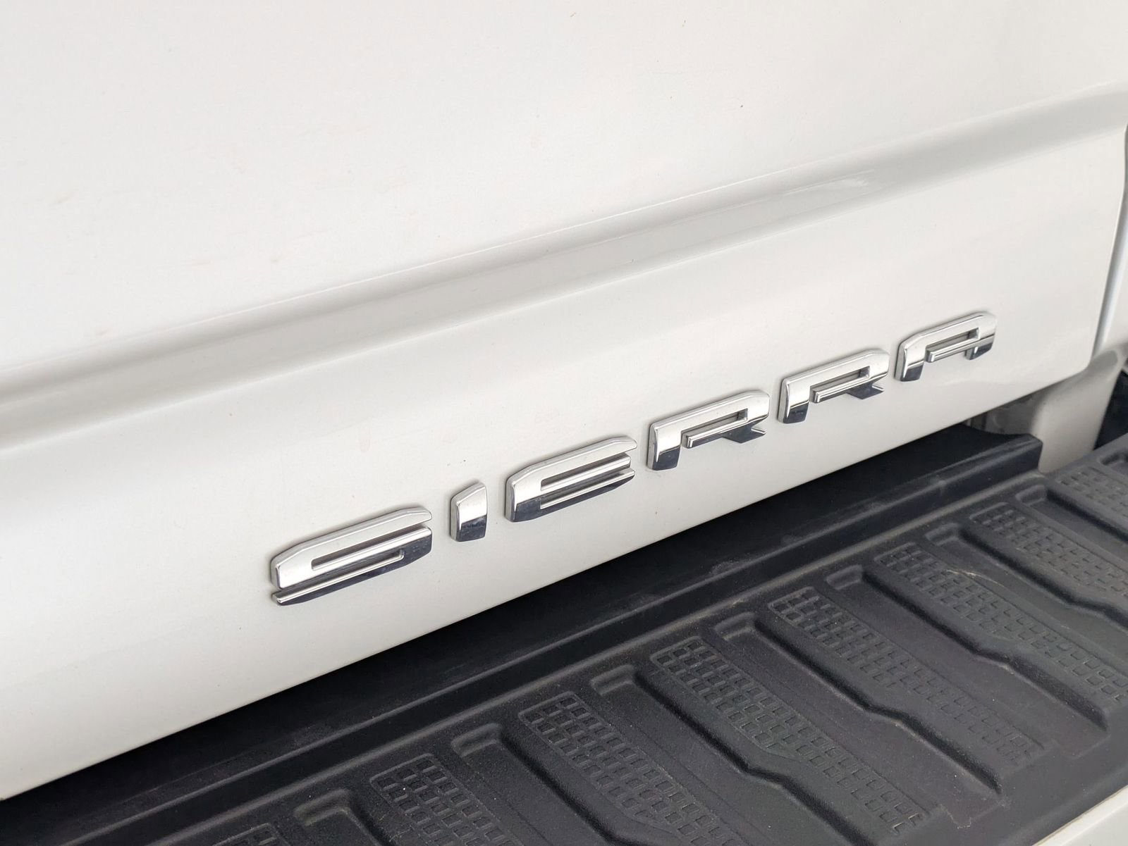 Thumbnail: 2025 GMC Sierra 3500 - 13