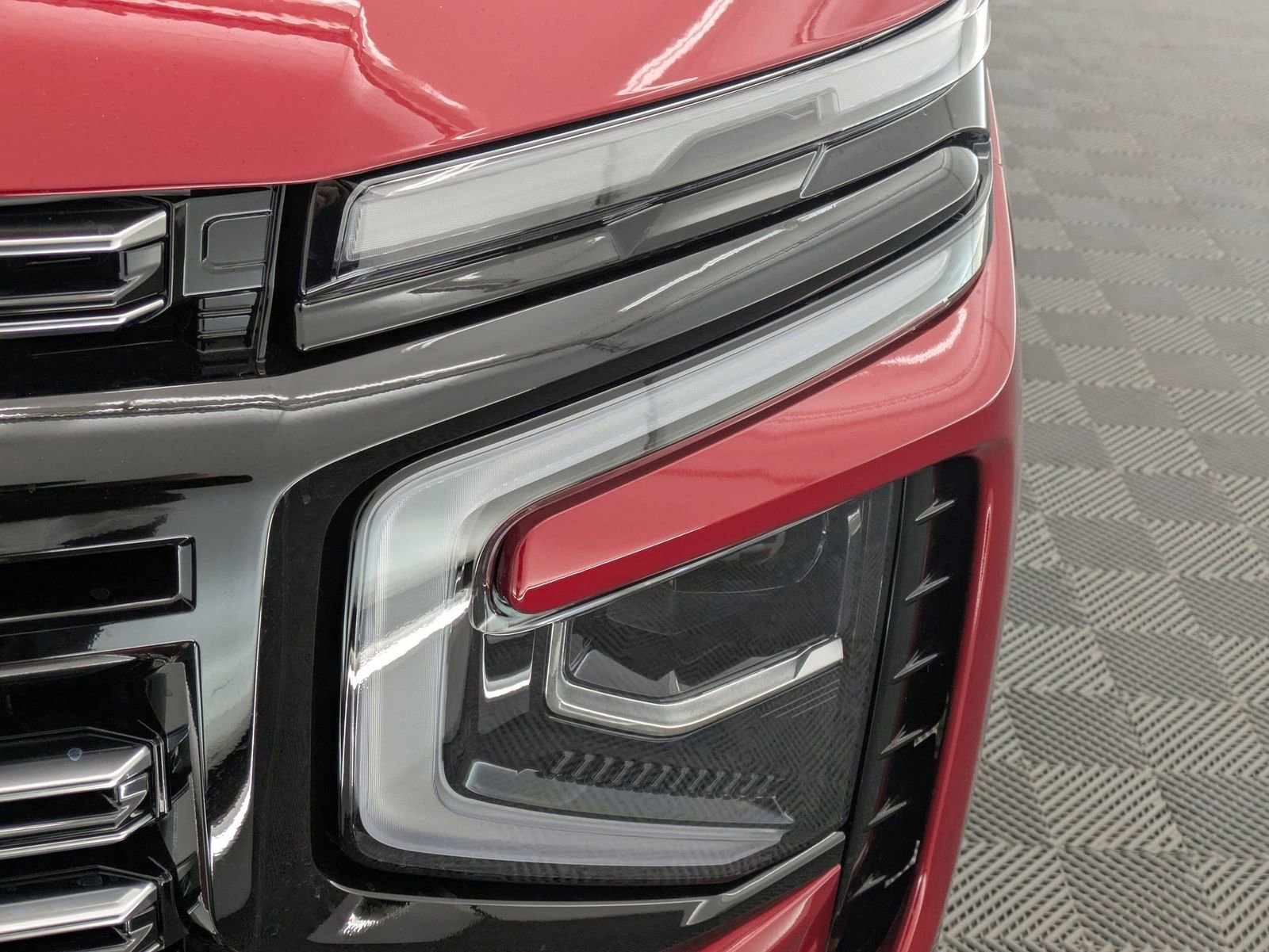 Thumbnail: 2026 Chevrolet Suburban - 10