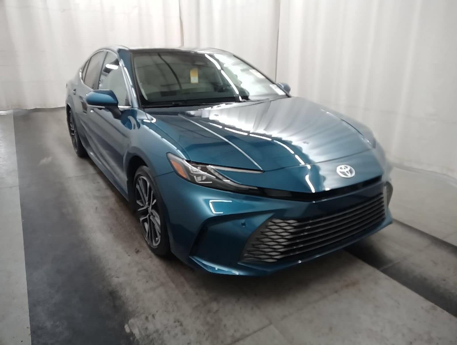 2025 Toyota Camry XSE AWD's photo