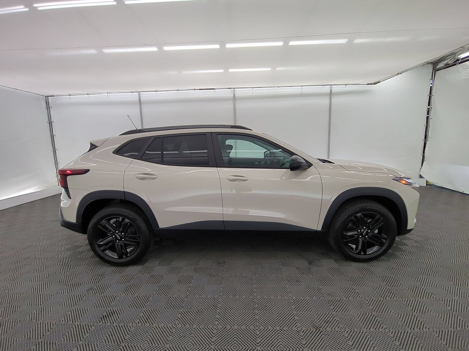 2026 Chevrolet Trax Activ - Photo 7