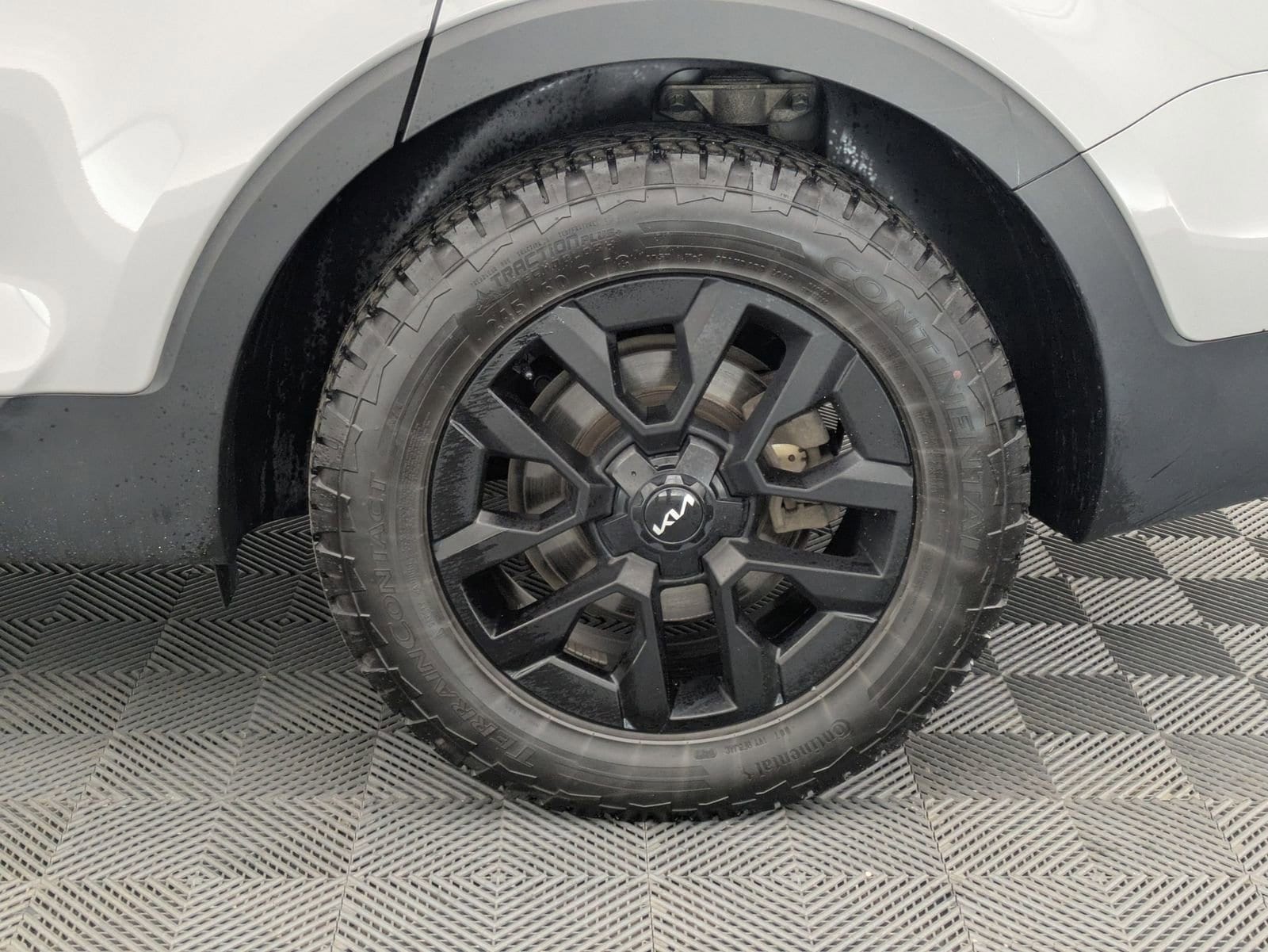 Thumbnail: 2023 Kia Telluride - 13