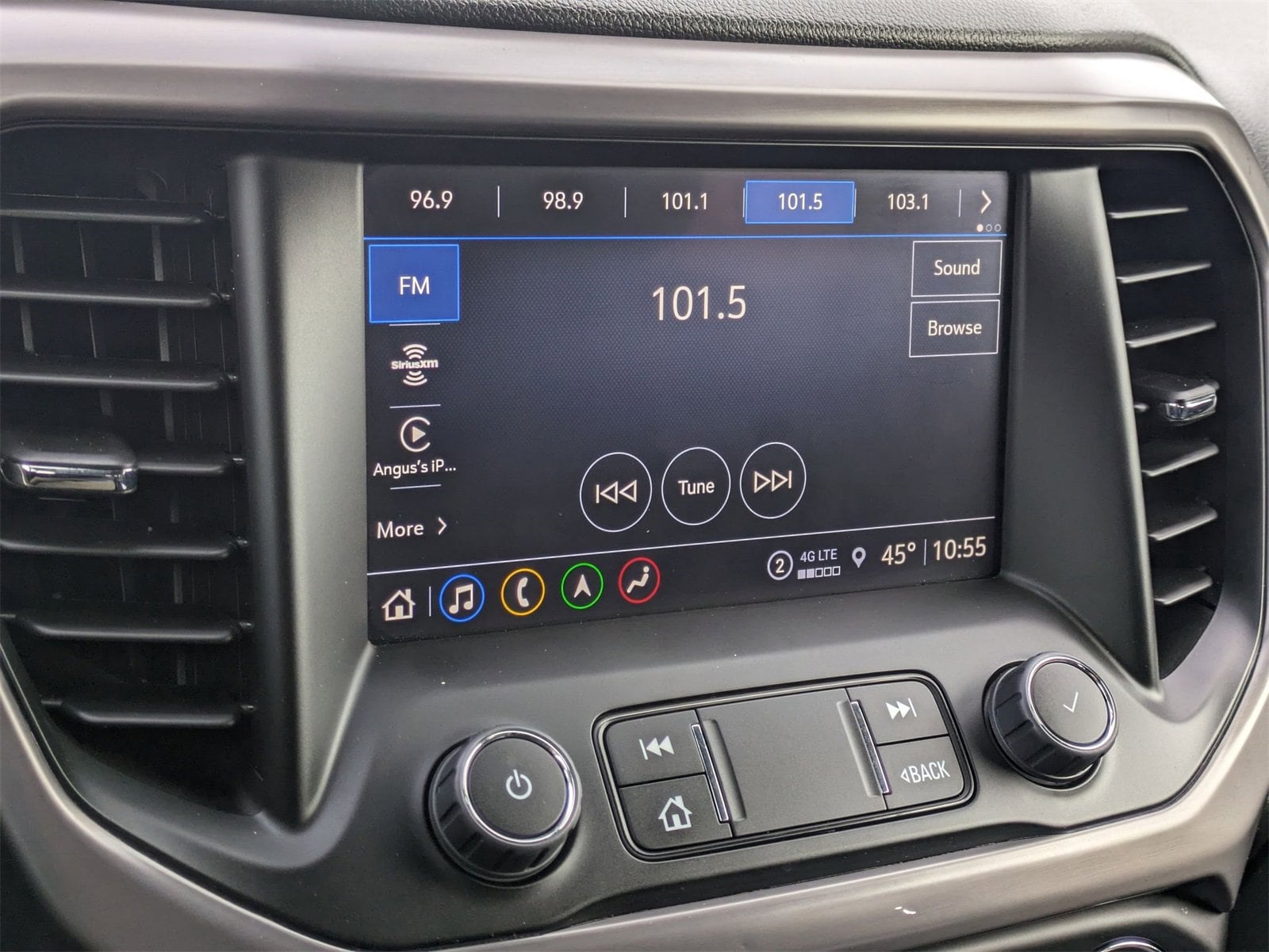 Thumbnail: 2023 GMC Acadia - 31