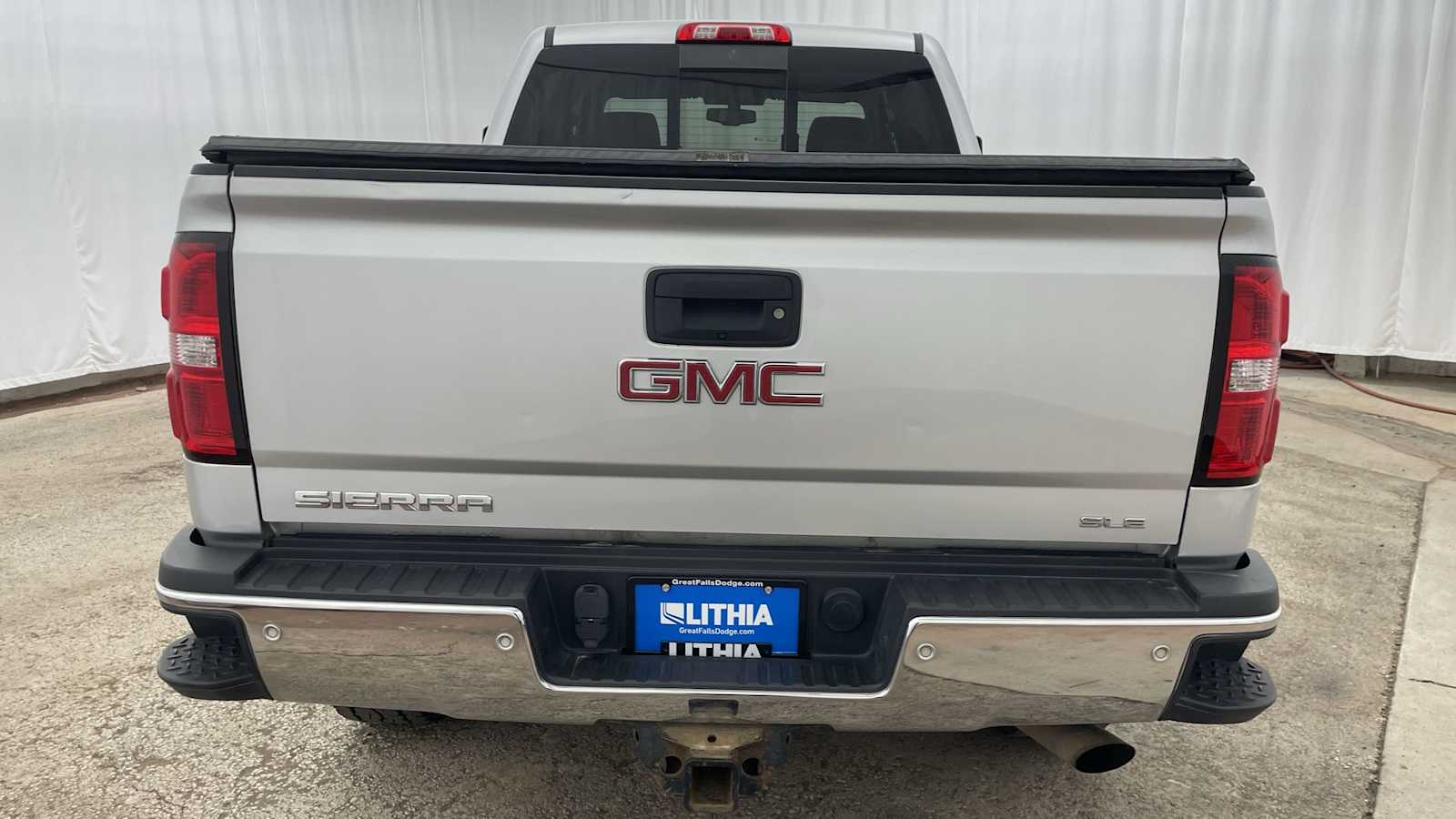 Thumbnail: 2016 GMC Sierra 3500 - 33