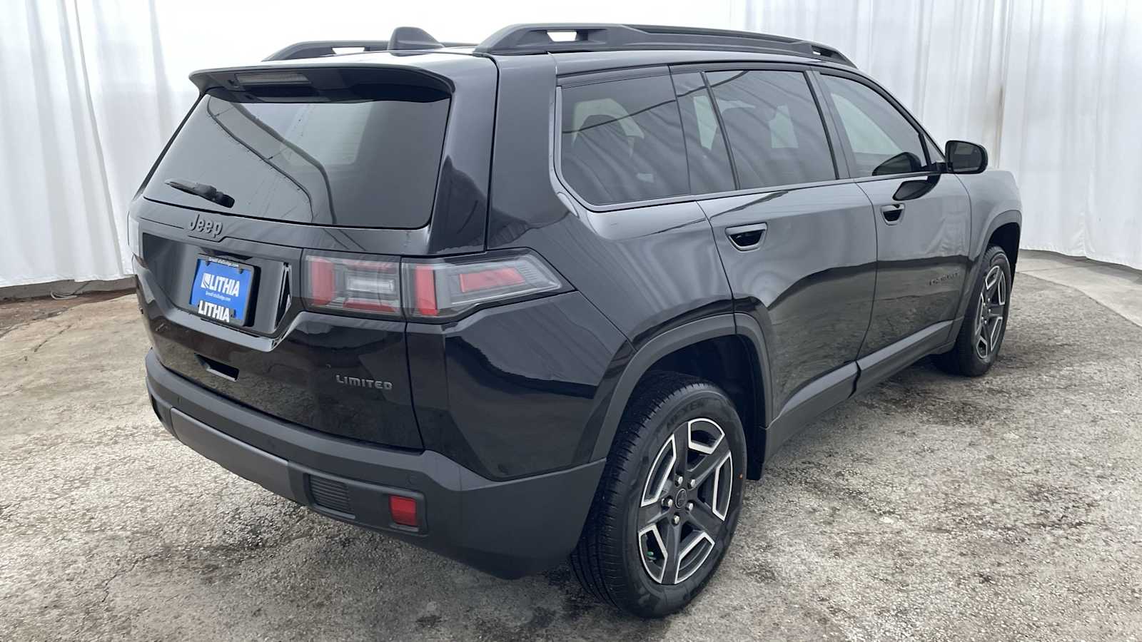 Thumbnail: 2026 Jeep Cherokee - 35