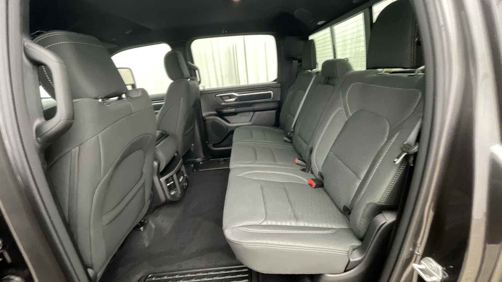 Thumbnail: 2026 RAM 1500 - 9