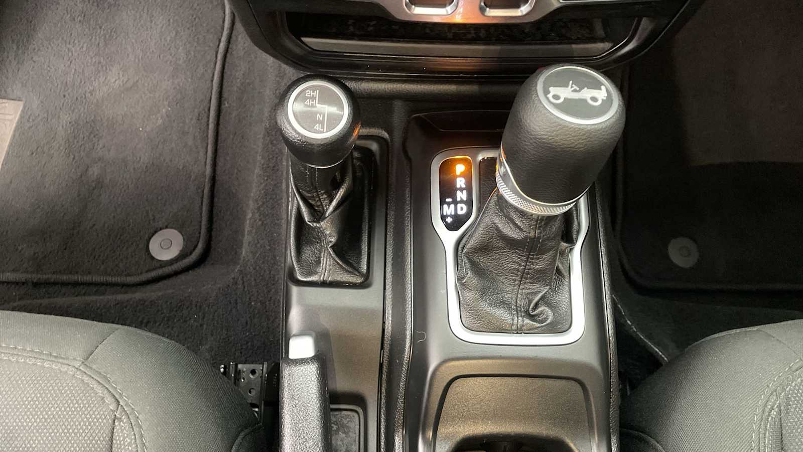 Thumbnail: 2020 Jeep Wrangler - 20