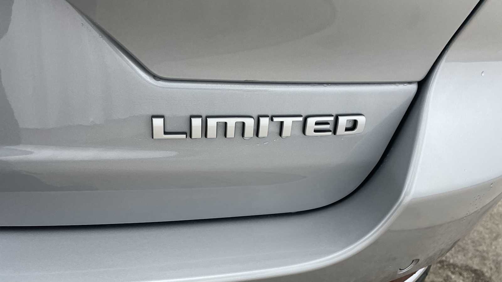 Thumbnail: 2025 Jeep Grand Cherokee - 28