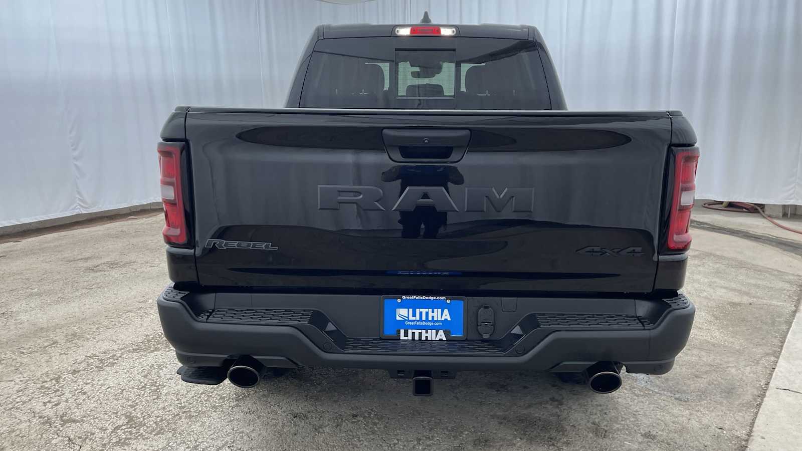 Thumbnail: 2026 RAM 1500 - 32