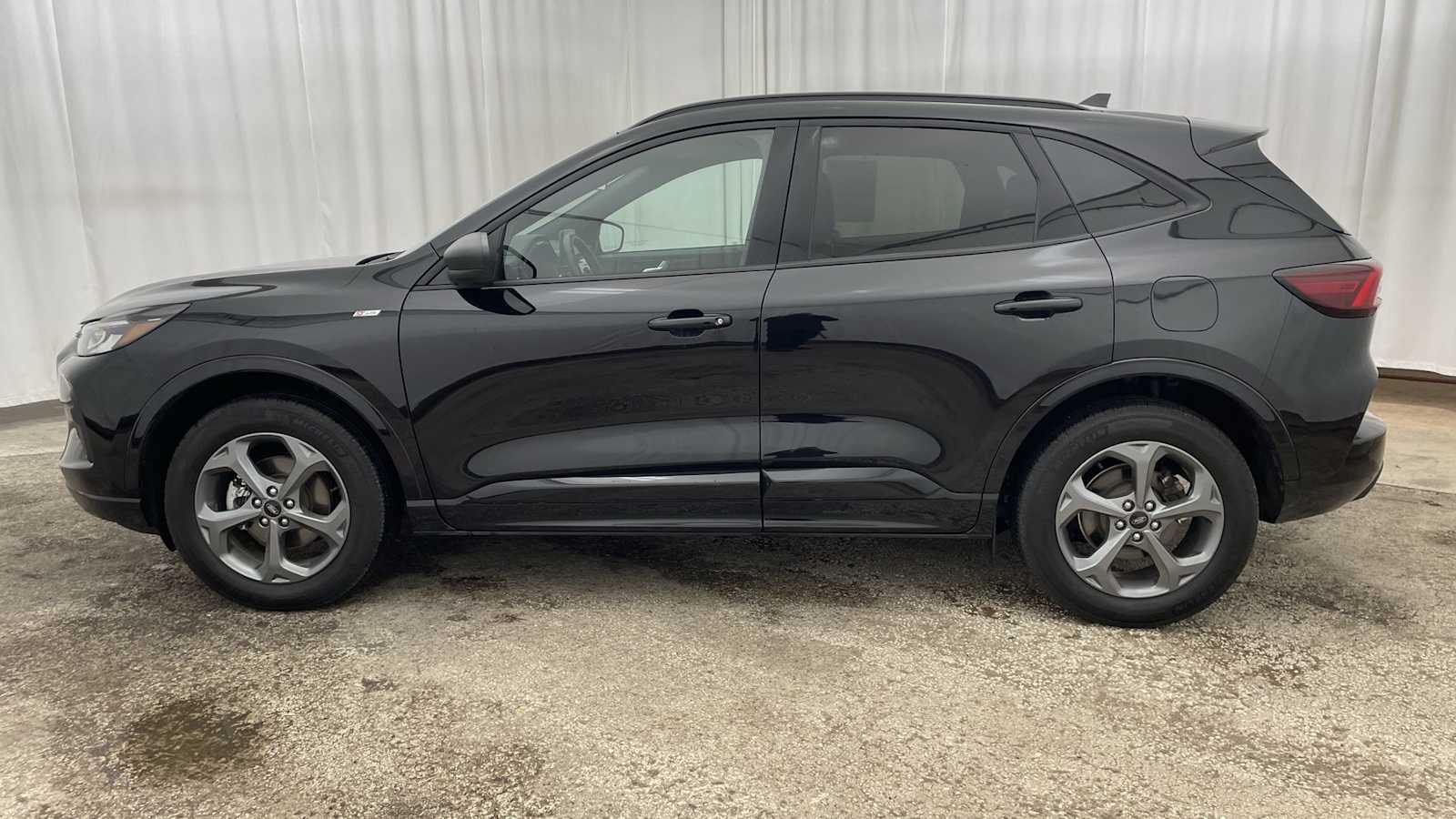 Thumbnail: 2024 Ford Escape - 28