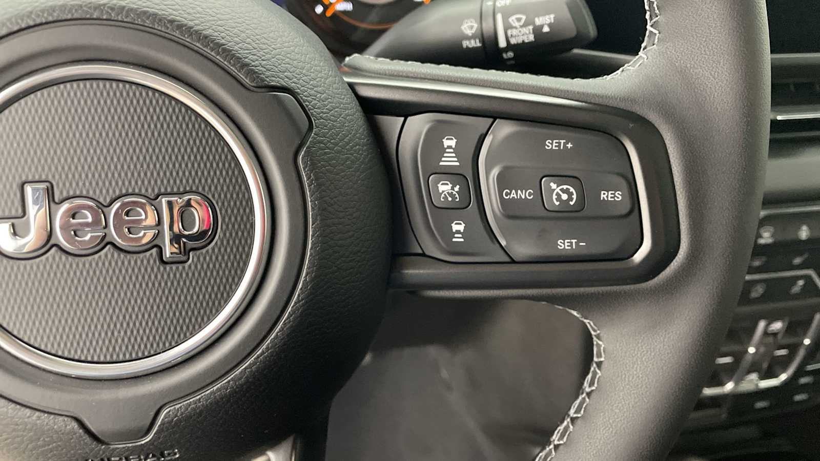 Thumbnail: 2026 Jeep Gladiator - 14