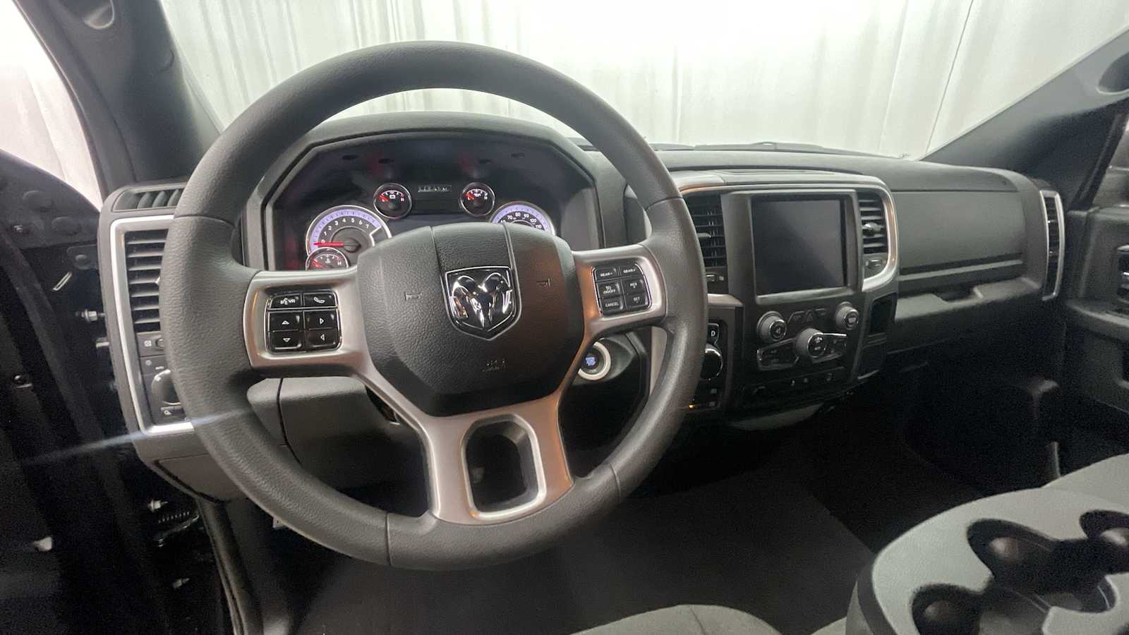 Thumbnail: 2024 RAM 1500 Classic - 4