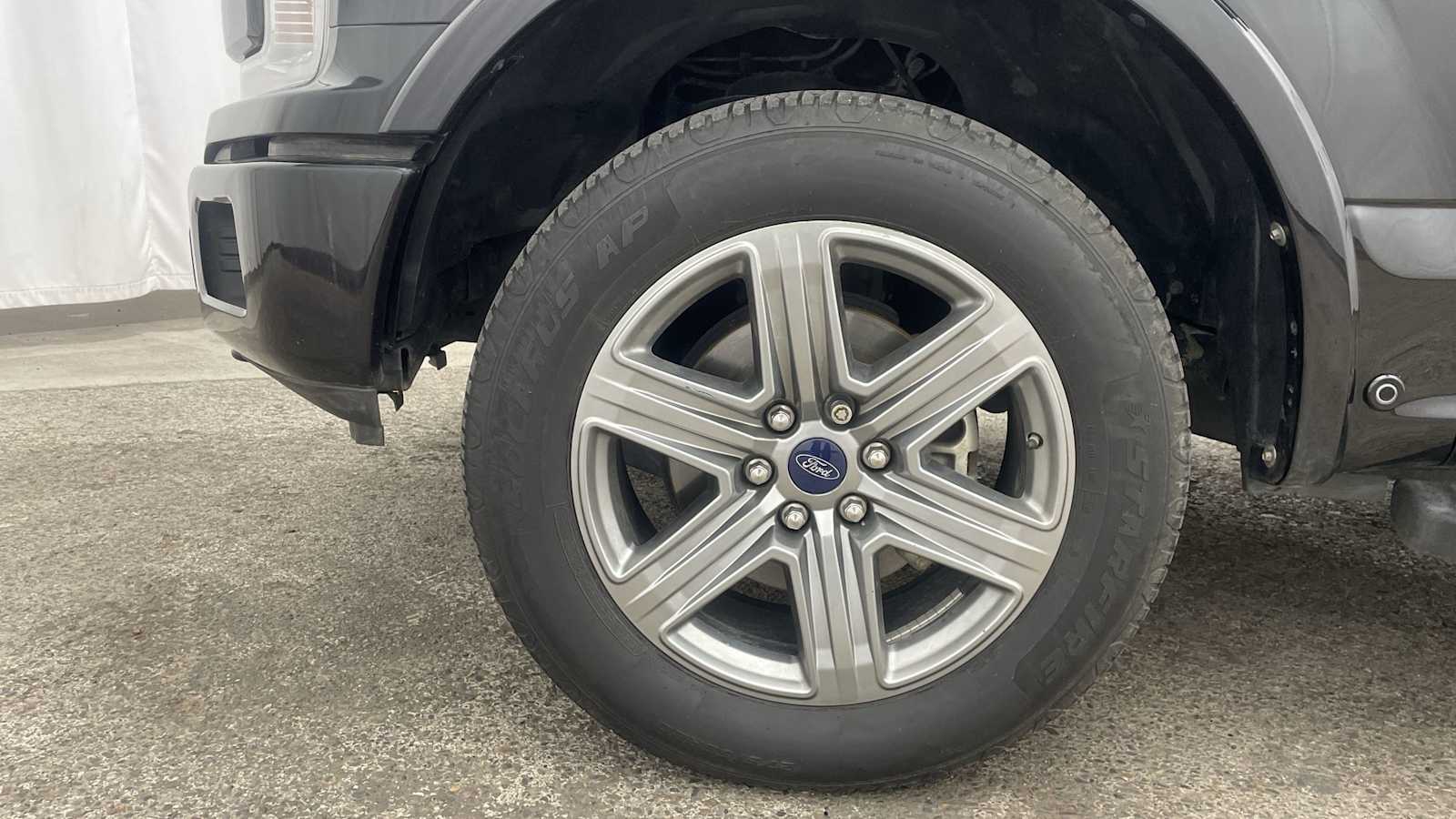 Thumbnail: 2019 Ford F-150 - 43