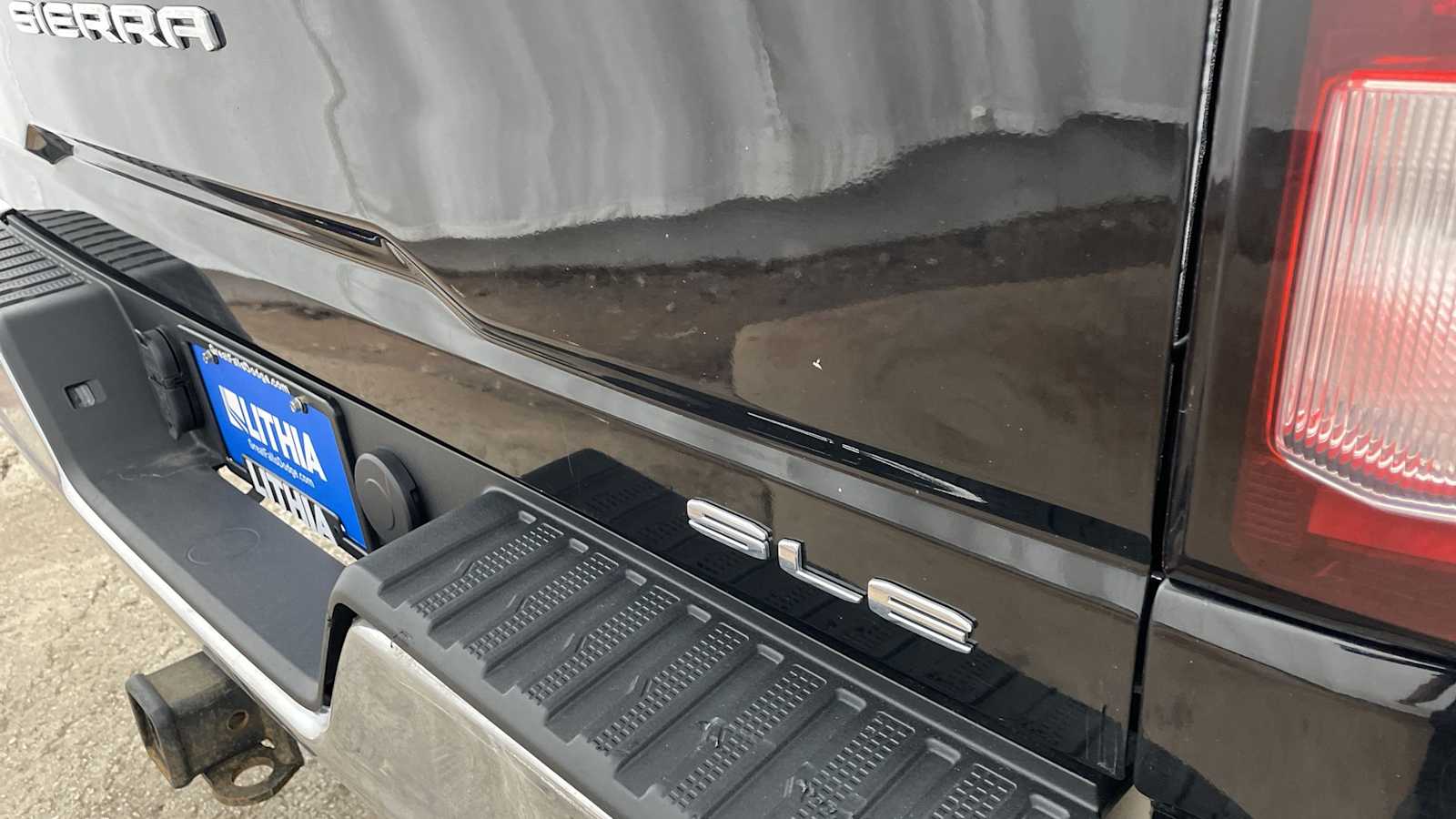 Thumbnail: 2022 GMC Sierra 2500 - 43