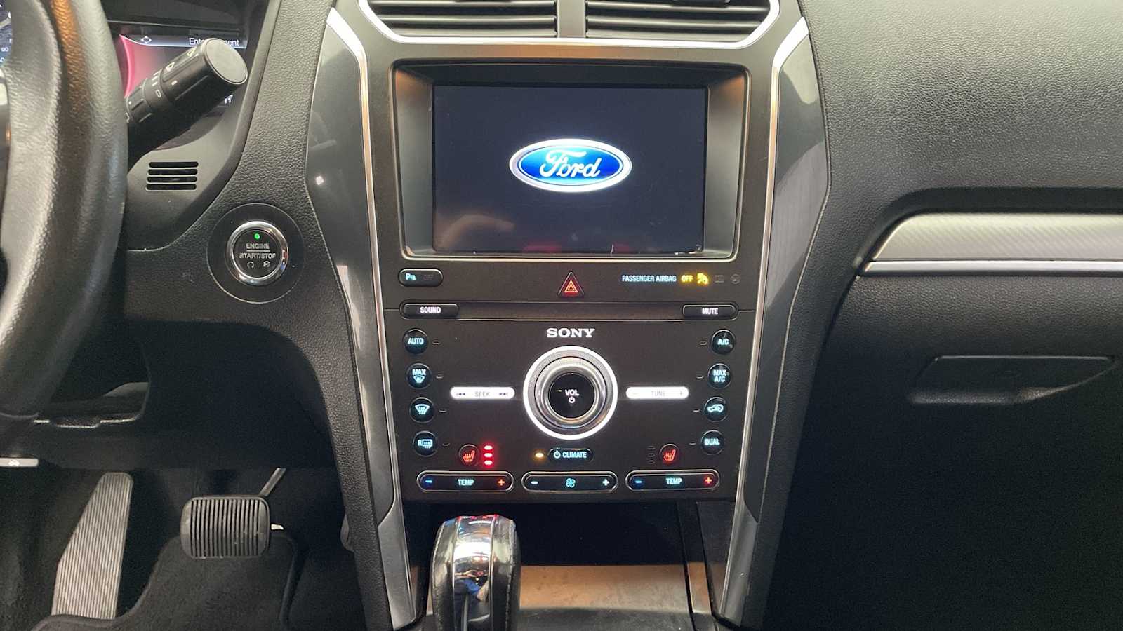 Thumbnail: 2019 Ford Explorer - 18