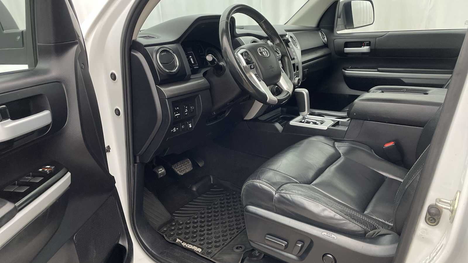 Thumbnail: 2021 Toyota Tundra - 2