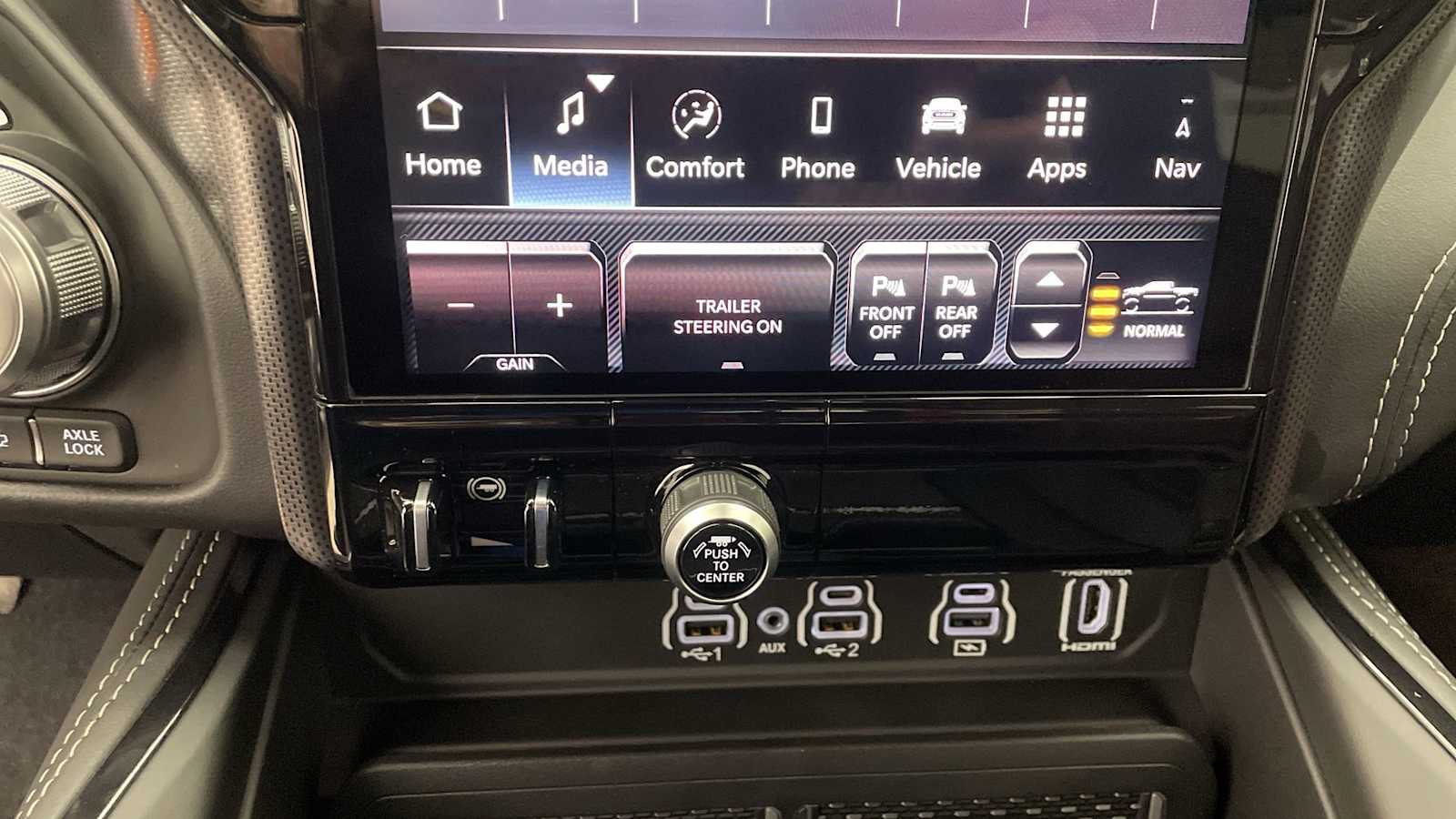 Thumbnail: 2026 RAM 1500 - 25
