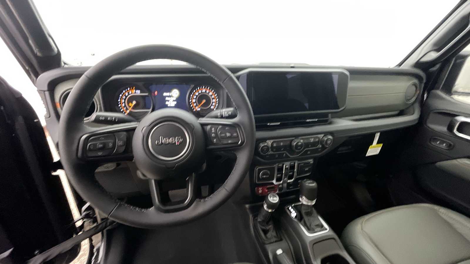 Thumbnail: 2025 Jeep Gladiator - 3