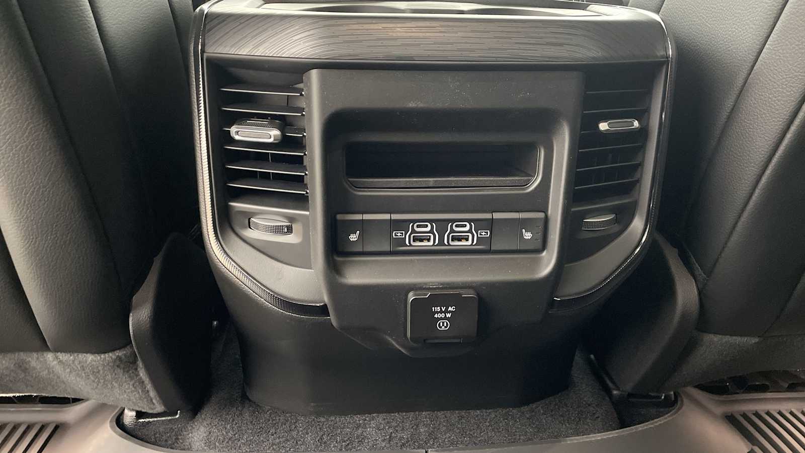 Thumbnail: 2025 RAM 1500 - 25